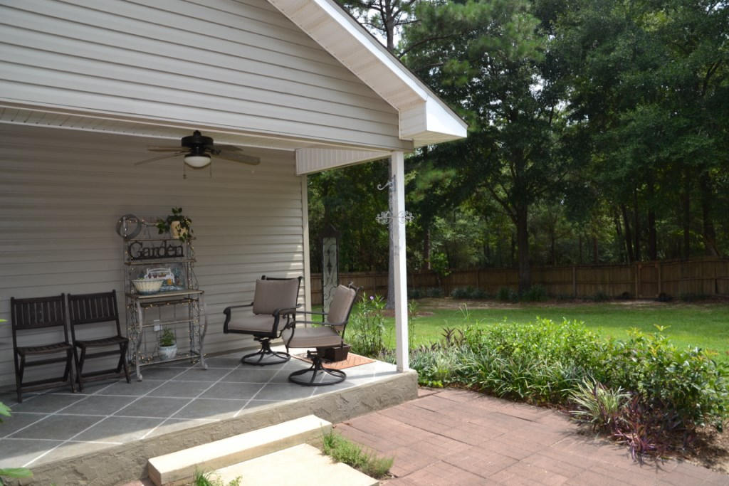 HILLTOP ACRES - Residential