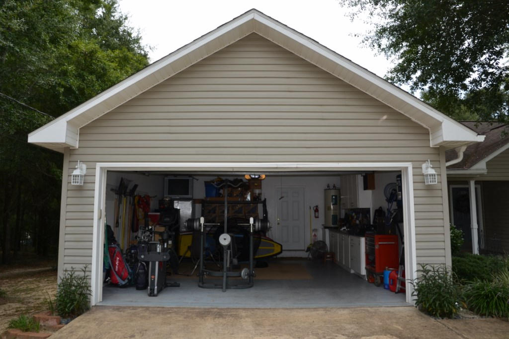 HILLTOP ACRES - Residential