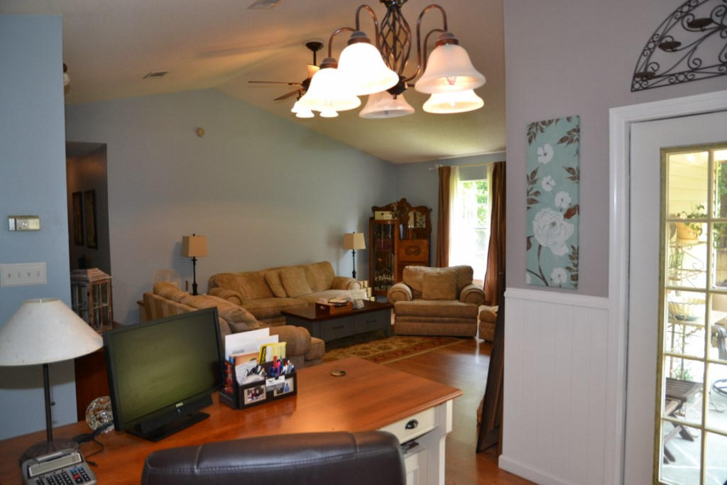 HILLTOP ACRES - Residential