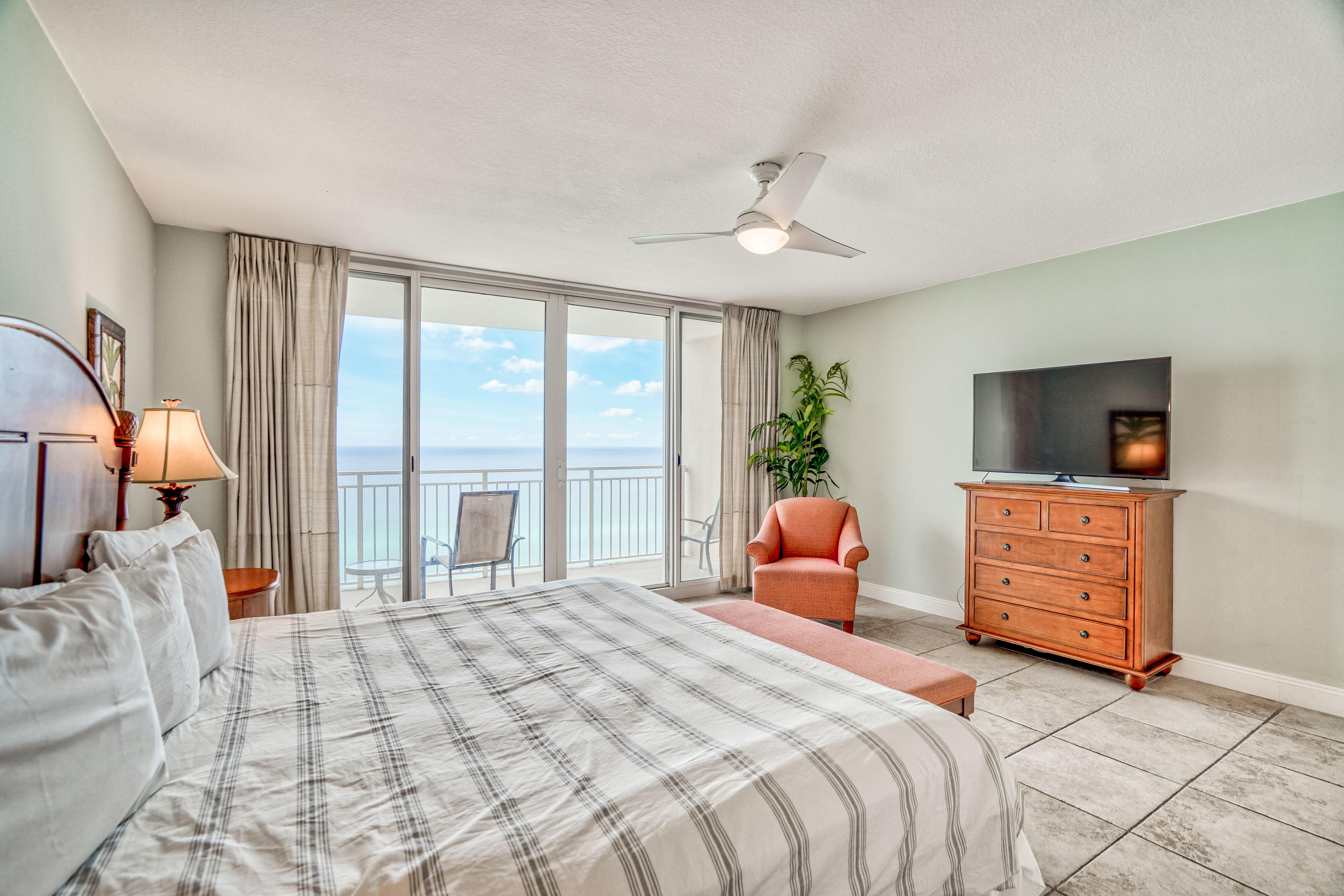 EMERALD BEACH PH 4 - Residential