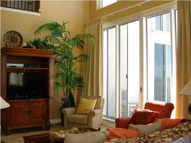 SILVER BEACH TOWERS - Residential