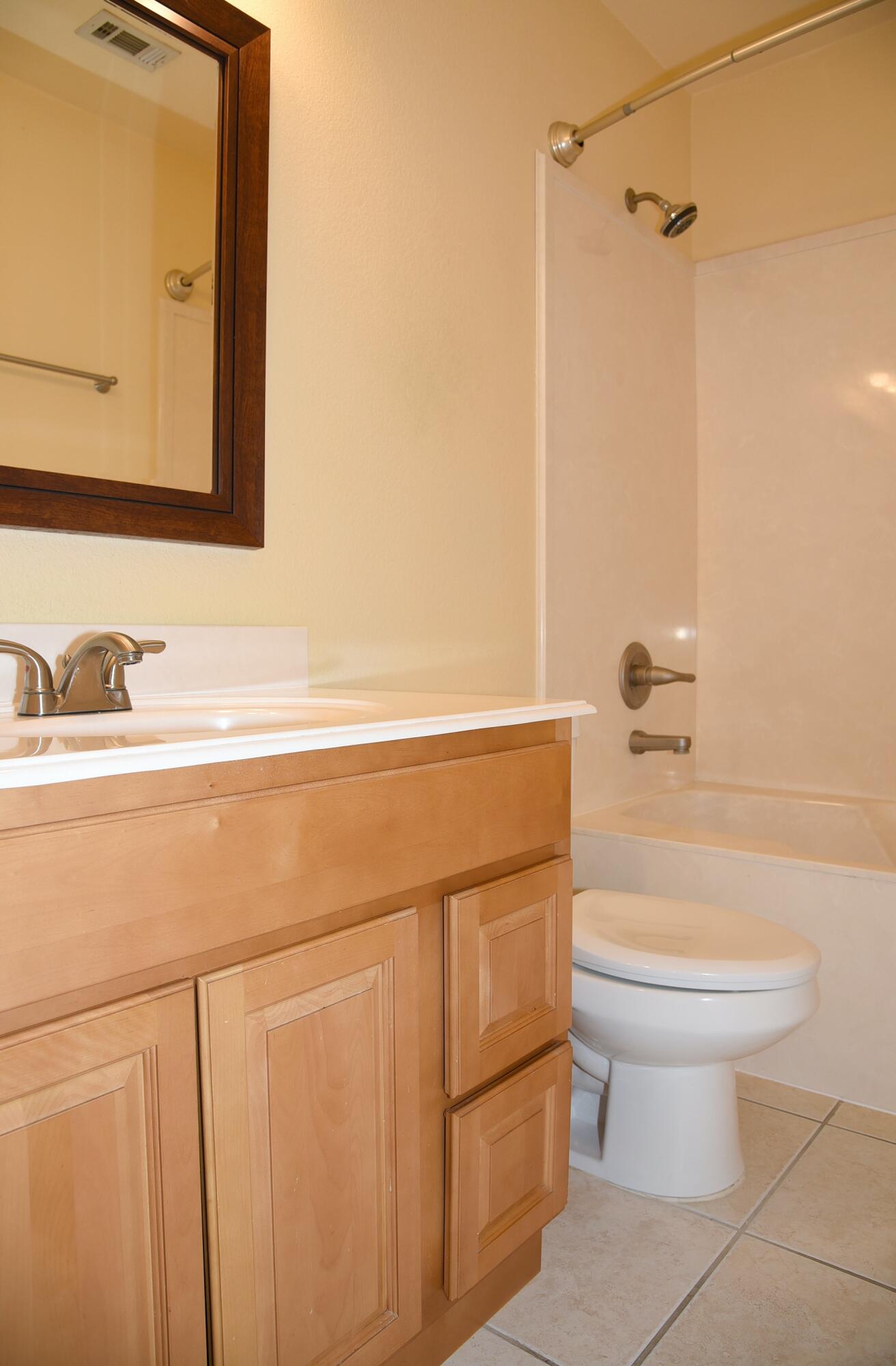 JEN LEA - Residential Lease