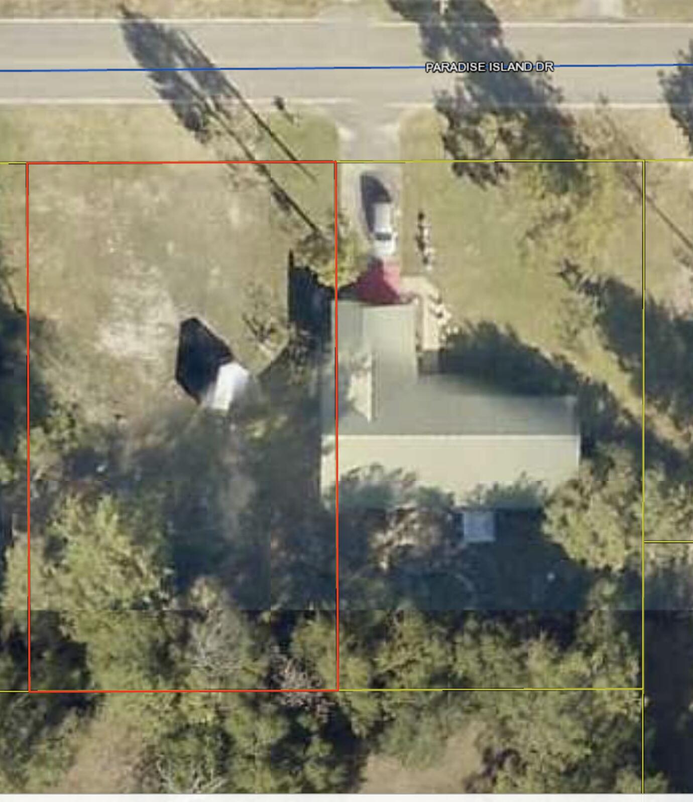 Perfectly level, mostly cleared lot perfect for building. Cute homes all around with some of the best fishing you can find, just around the corner at King's Lake. Nice RV & cabin campground around the corner as well. Water tap fee has been paid, with electric available and septic required.