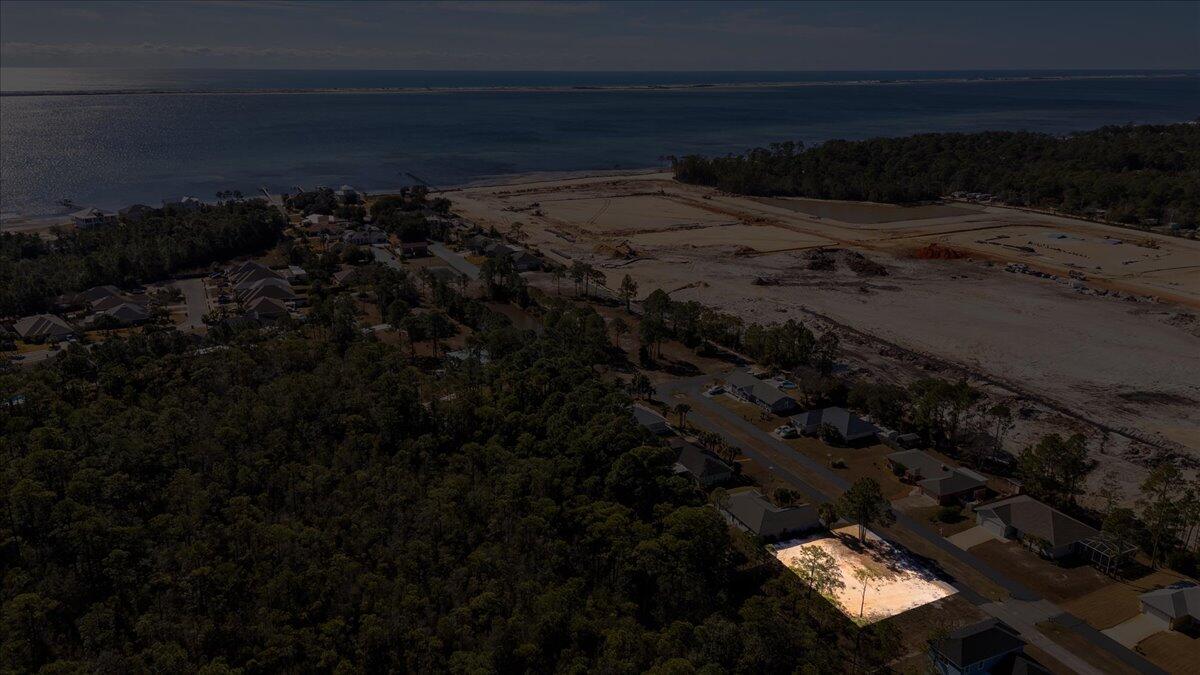 SMUGGLERS COVE - Land