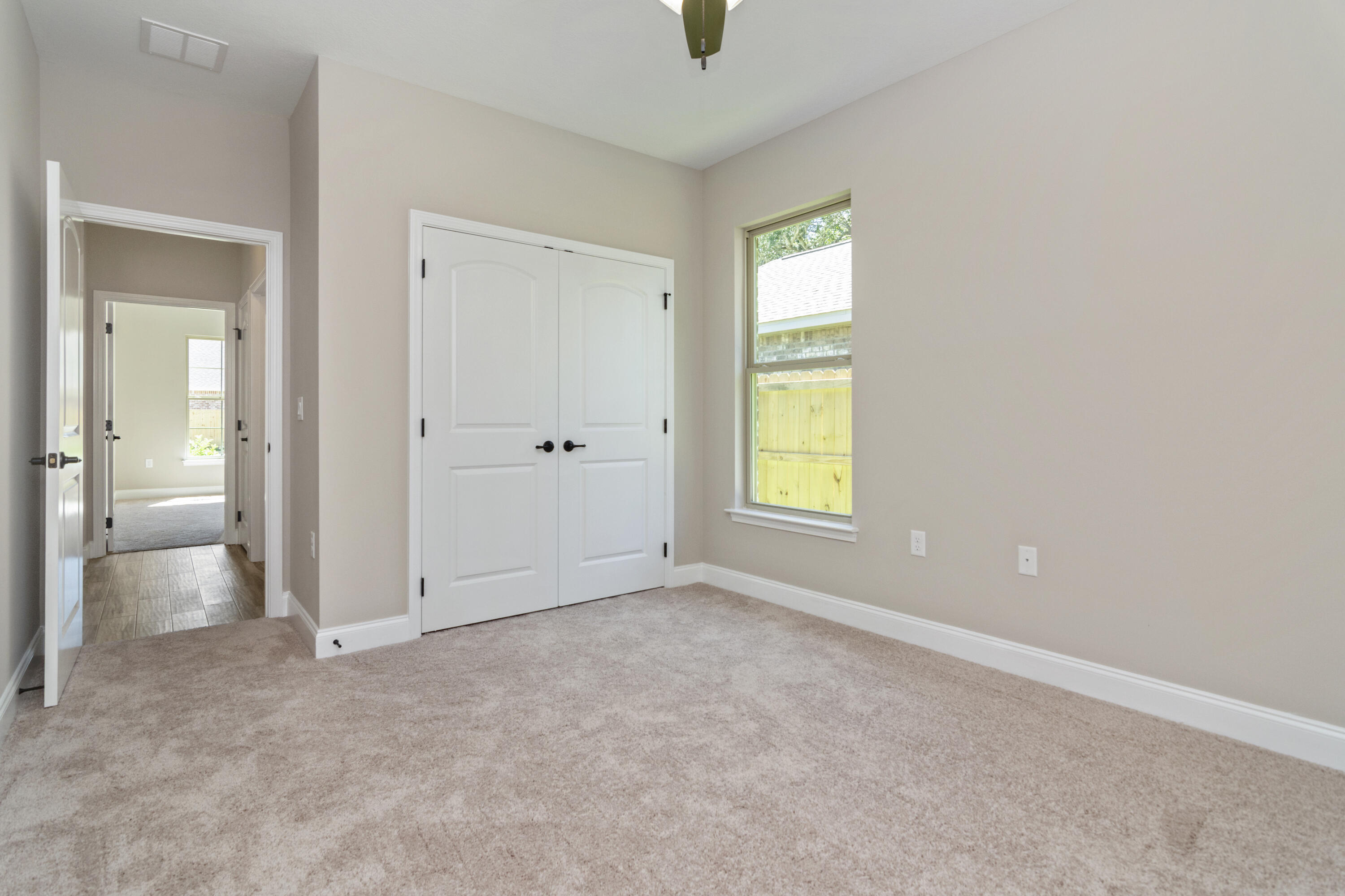 MCKENZIE MEADOWS - Residential