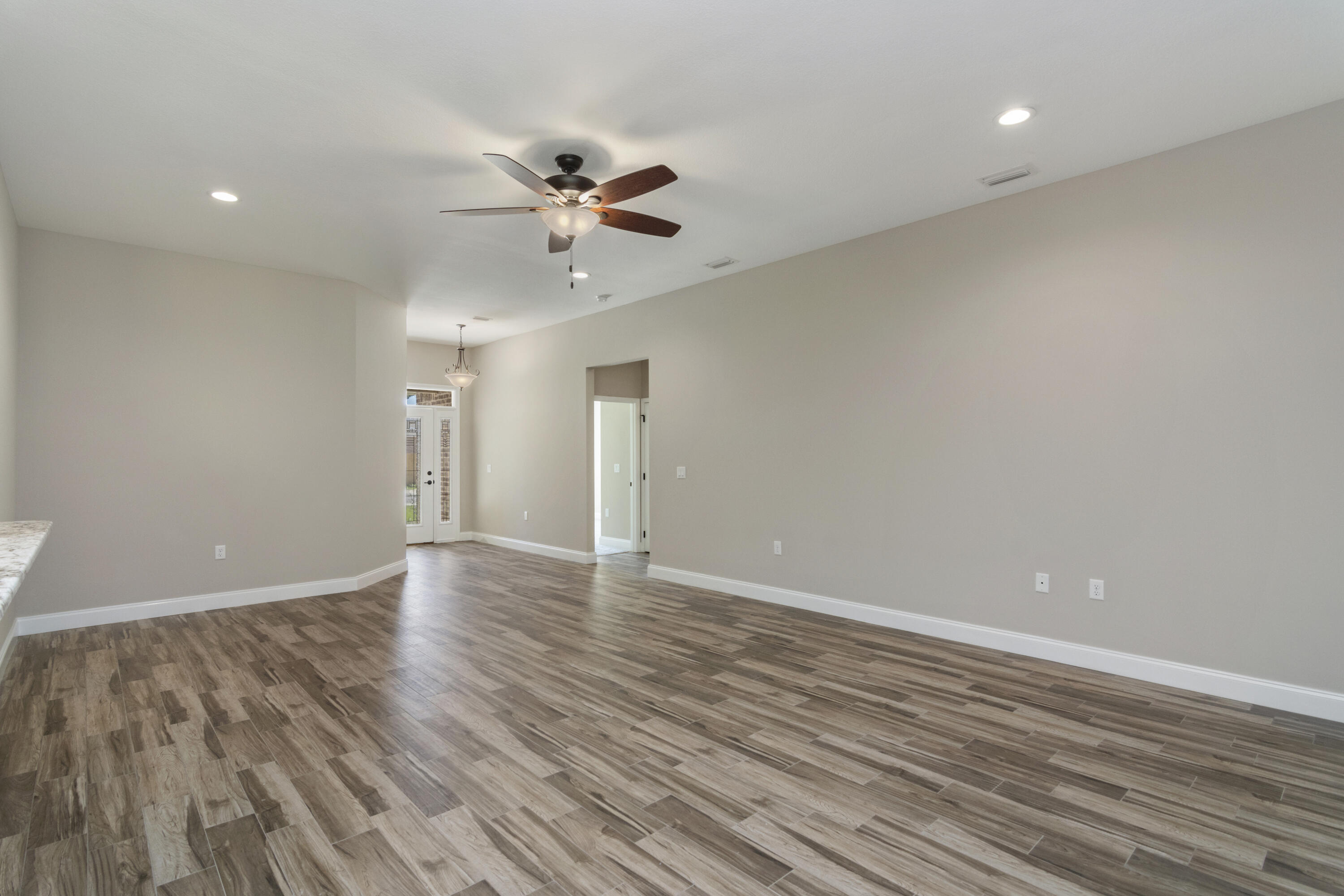 MCKENZIE MEADOWS - Residential