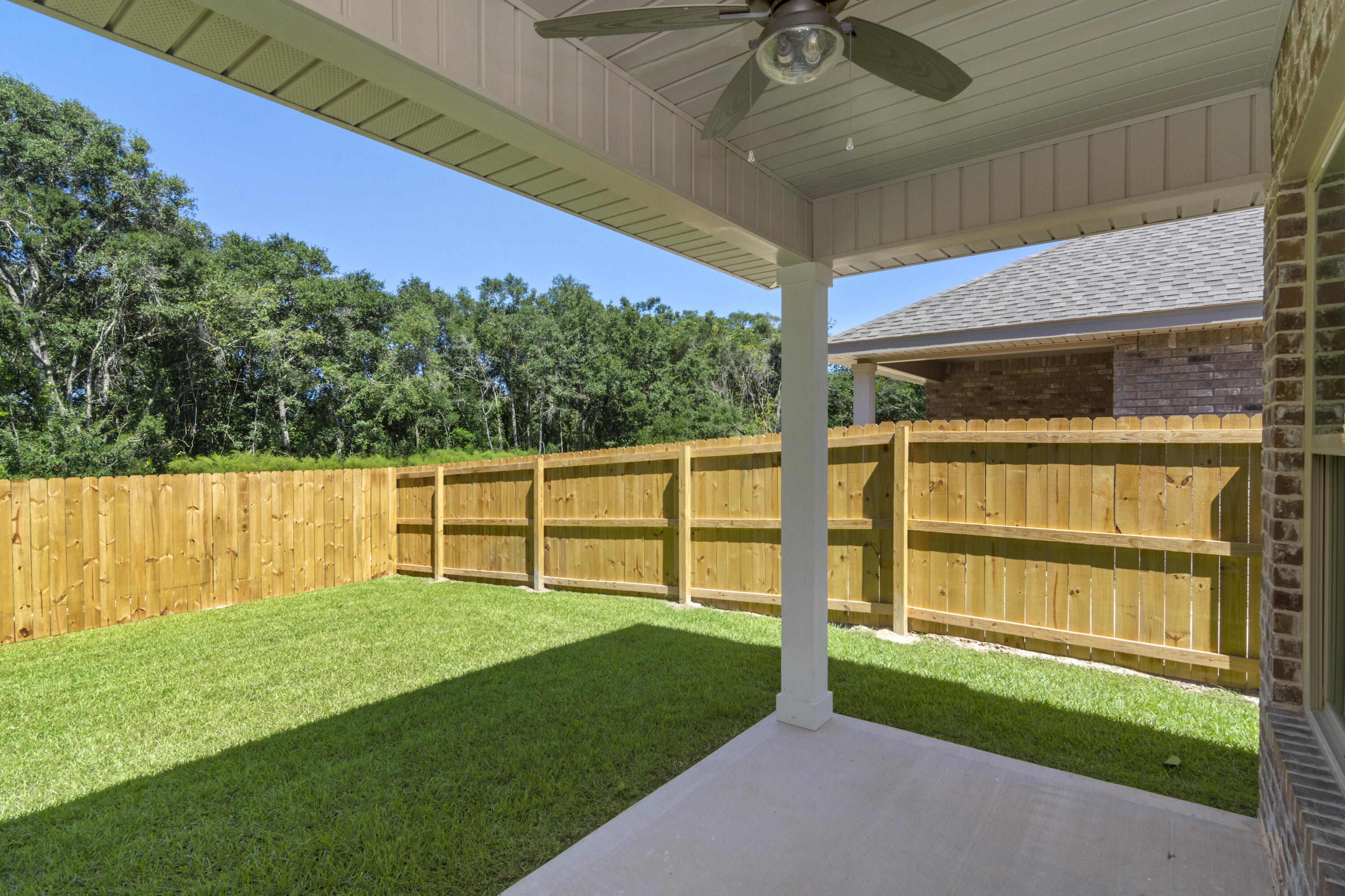 MCKENZIE MEADOWS - Residential