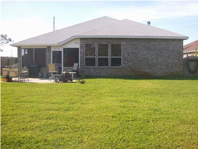 SKY RIDGE ESTATES 1ST ADD - Residential Lease