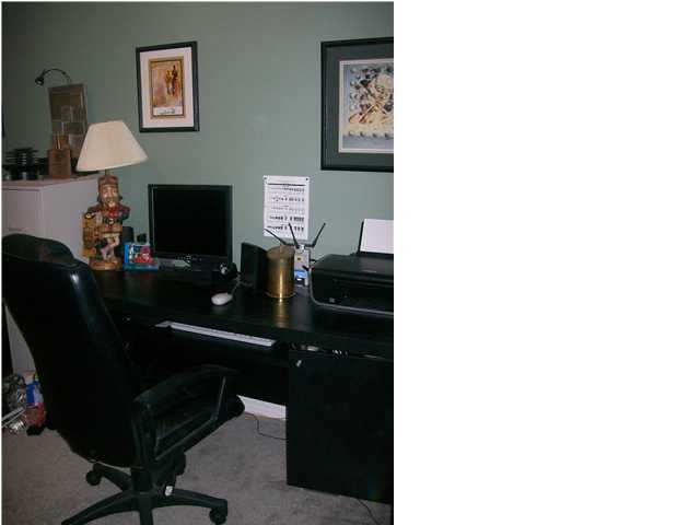 SKY RIDGE ESTATES 1ST ADD - Residential Lease