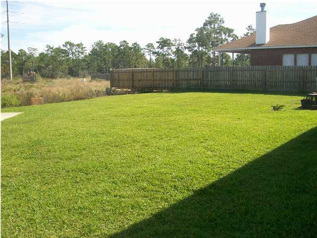 SKY RIDGE ESTATES 1ST ADD - Residential Lease