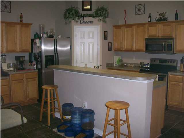 SKY RIDGE ESTATES 1ST ADD - Residential Lease