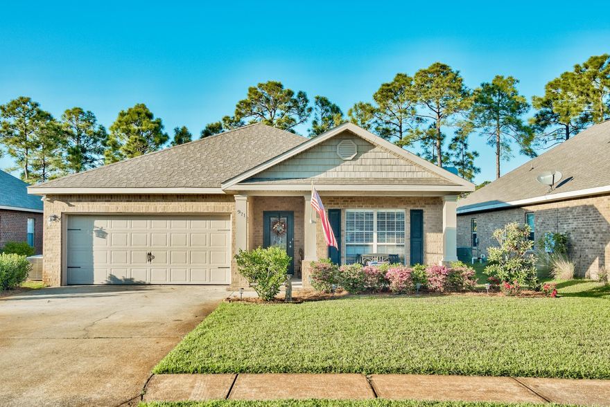 Welcome to Driftwood Estates! A highly sought after, centrally located subdivision in Santa Rosa Beach. This 3 bedroom, 2 bath home gives you a warm and welcoming feeling the moment you walk thru the door. The spacious open floor plan allows for the perfect setting for entertaining. The kitchen features gorgeous cabinetry, granite counter tops and stainless steel appliances. The master bedroom is open and features double trey ceilings and crown molding. Just off the master bedroom is the master bath with double vanities, separate shower and large garden tub situated just below a large window for your relaxing evening getaway. The additional bedrooms are both nicely sized and conveniently