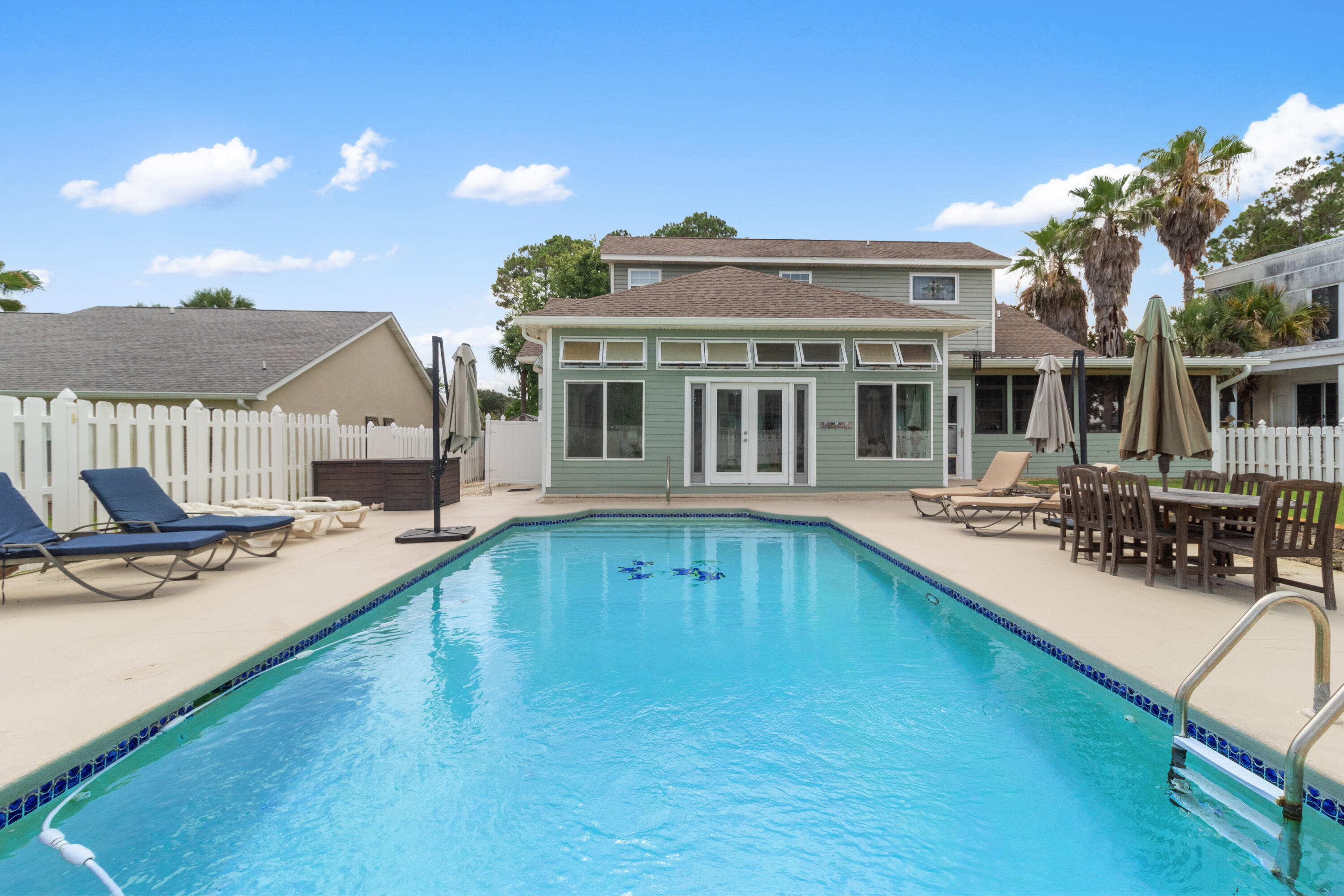 GULF VISTA - Residential
