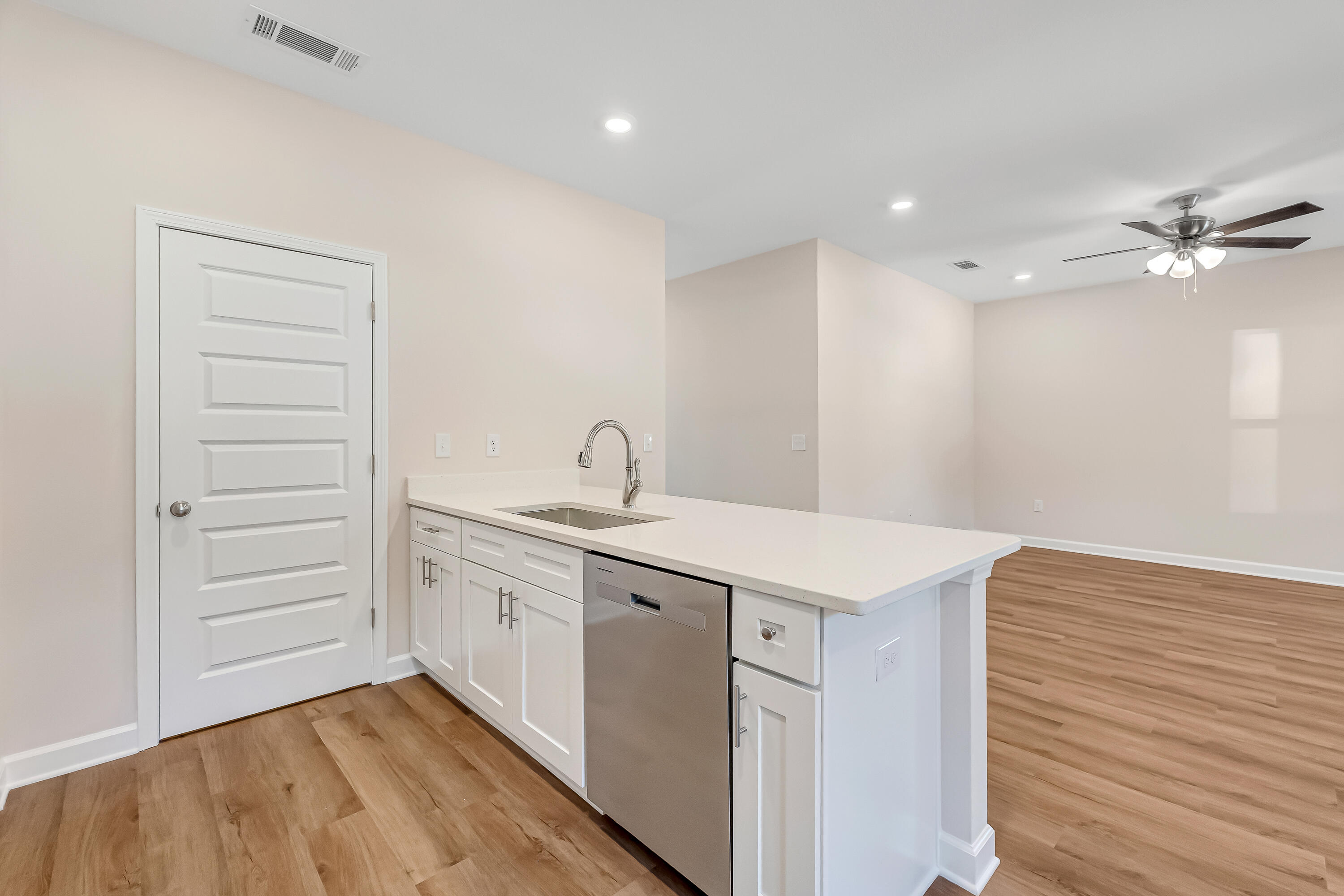 MORRIS ADD CRESTVIEW - Residential