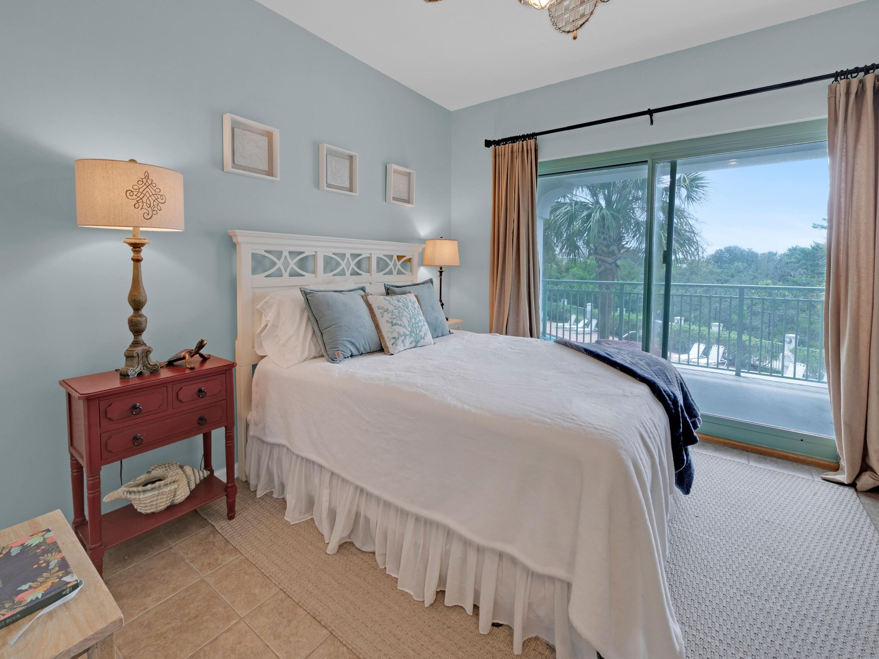 INN AT SEACREST BEACH (THE) - Residential