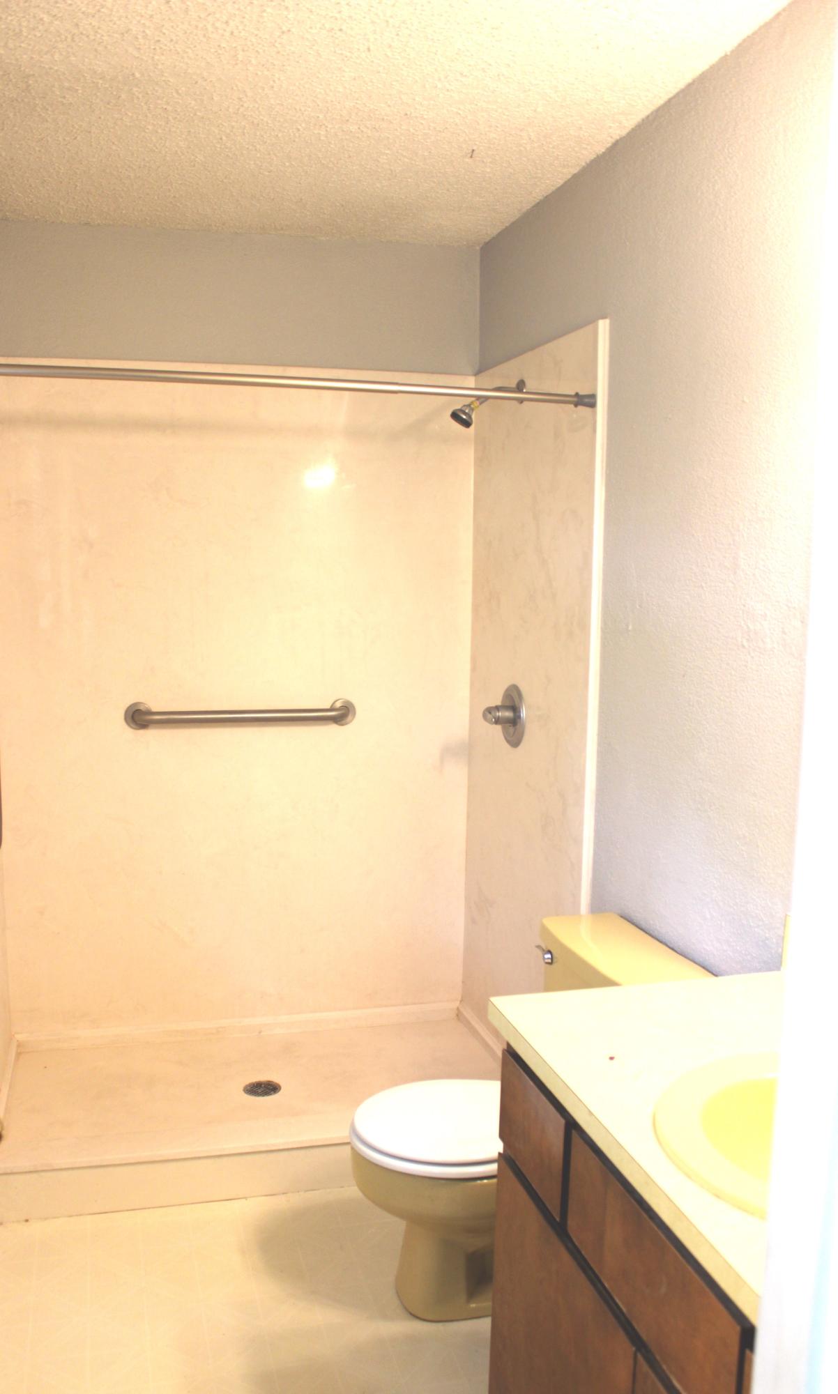 LAKE VIEW ESTATES - Residential