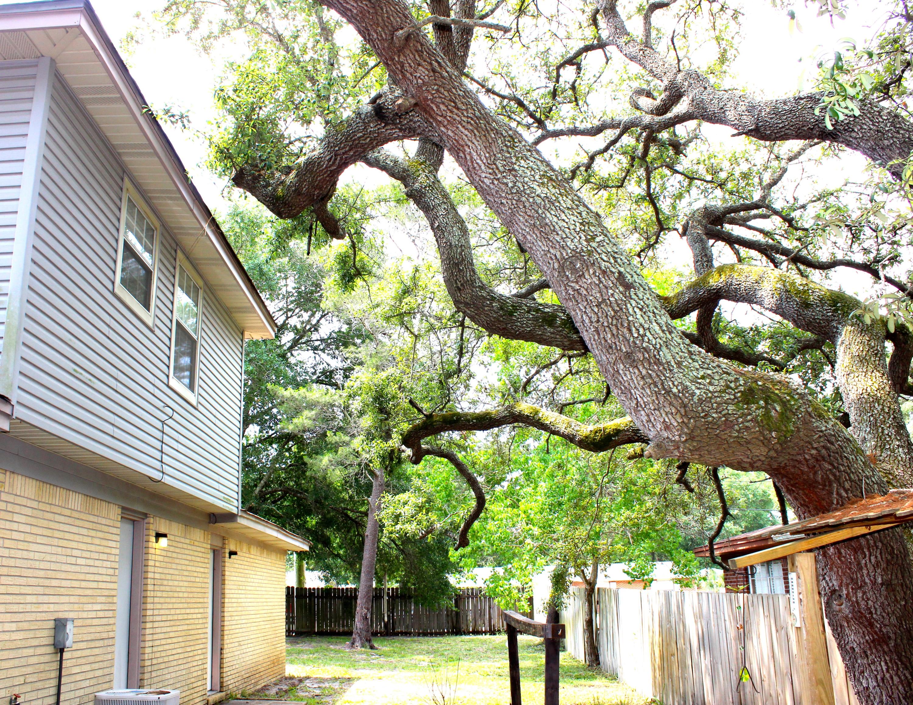 LAKE VIEW ESTATES - Residential