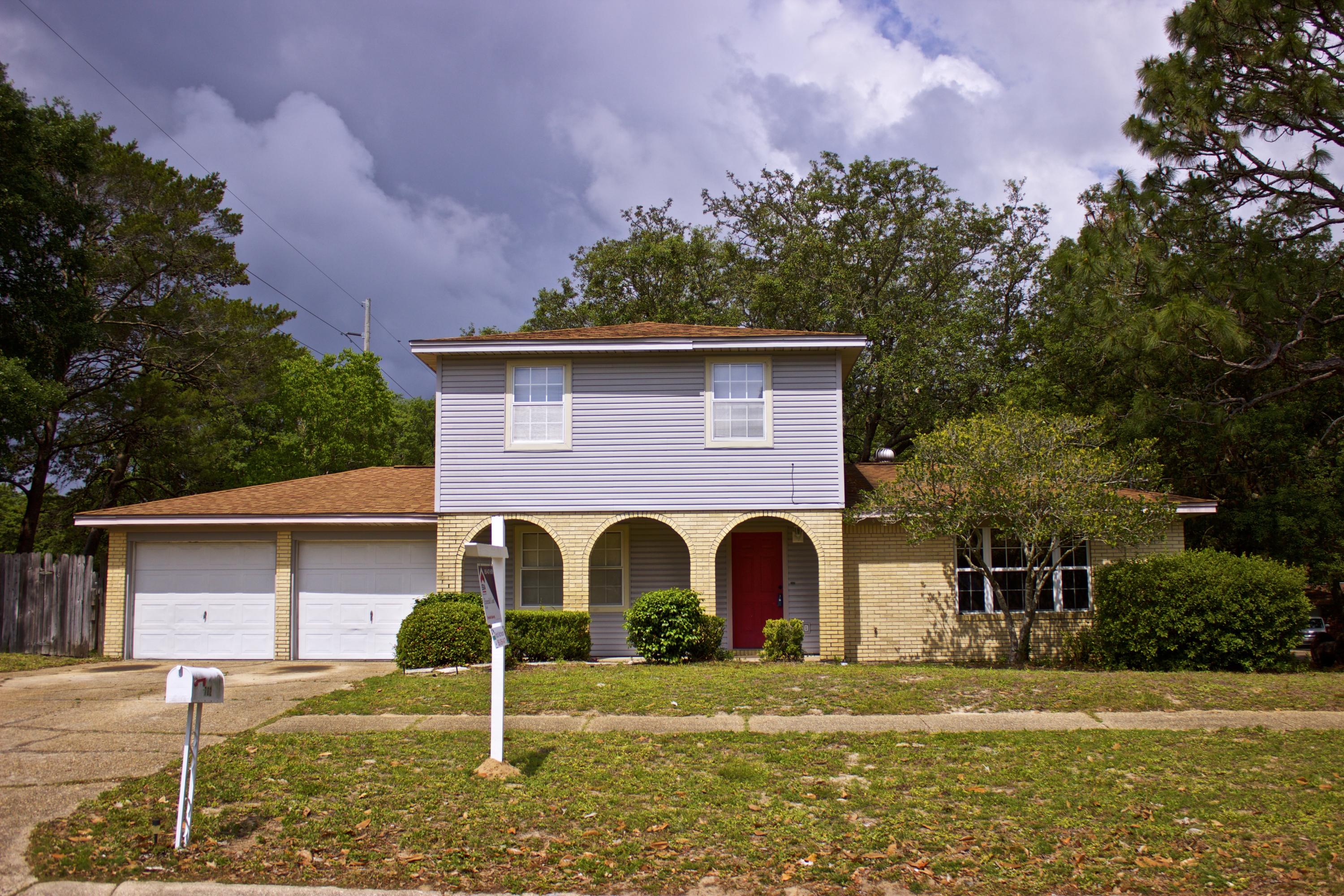 LAKE VIEW ESTATES - Residential