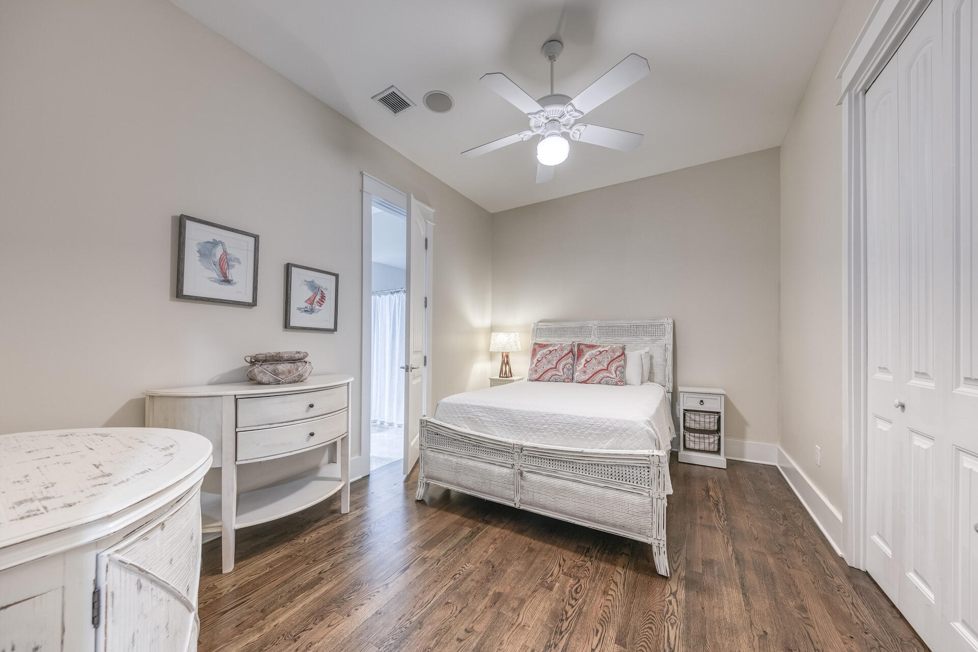 EASTERN LAKE VILLAGE - Residential