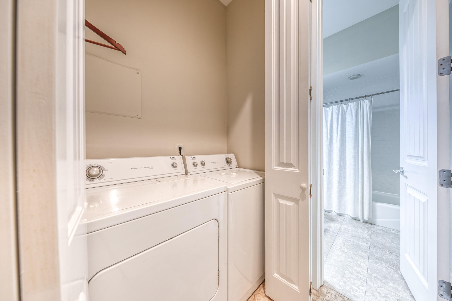 EASTERN LAKE VILLAGE - Residential