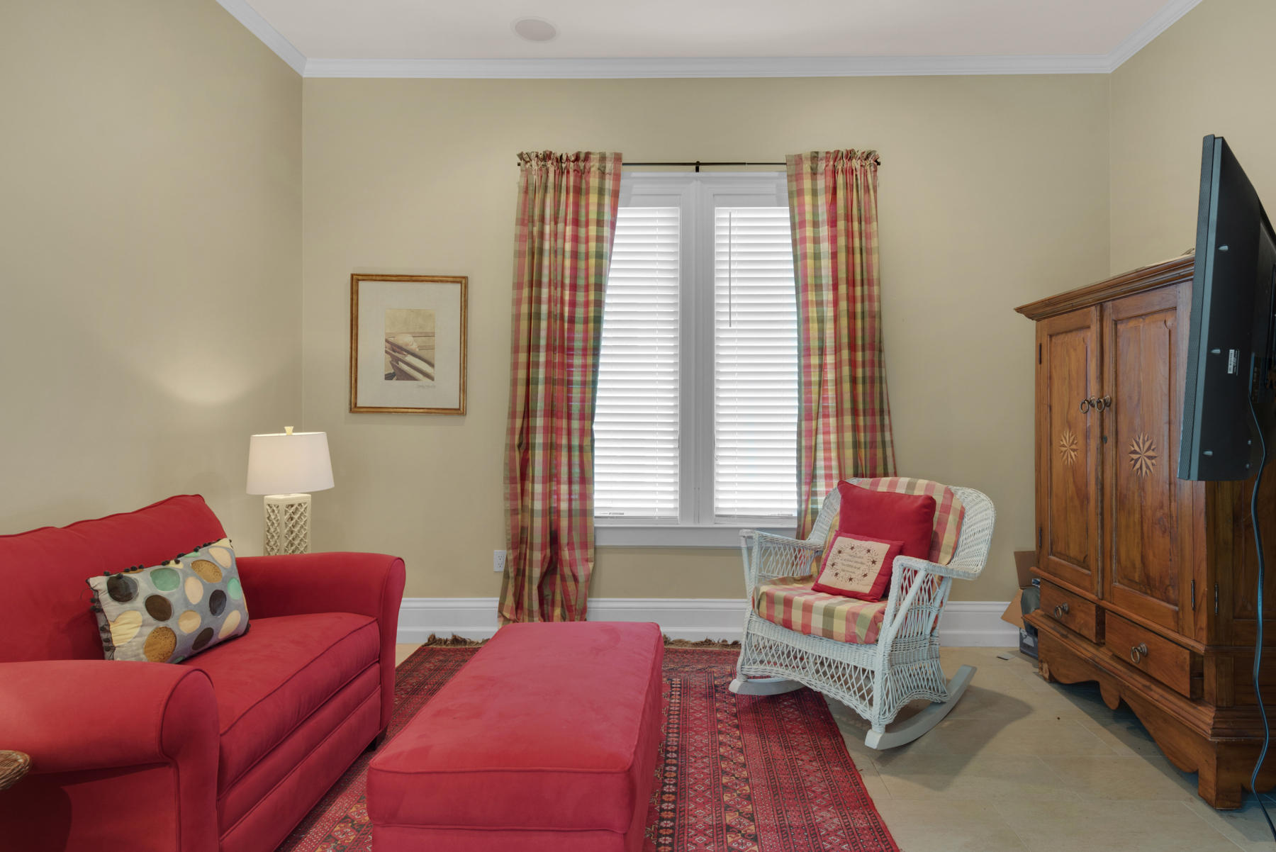 Elliot Point - Residential