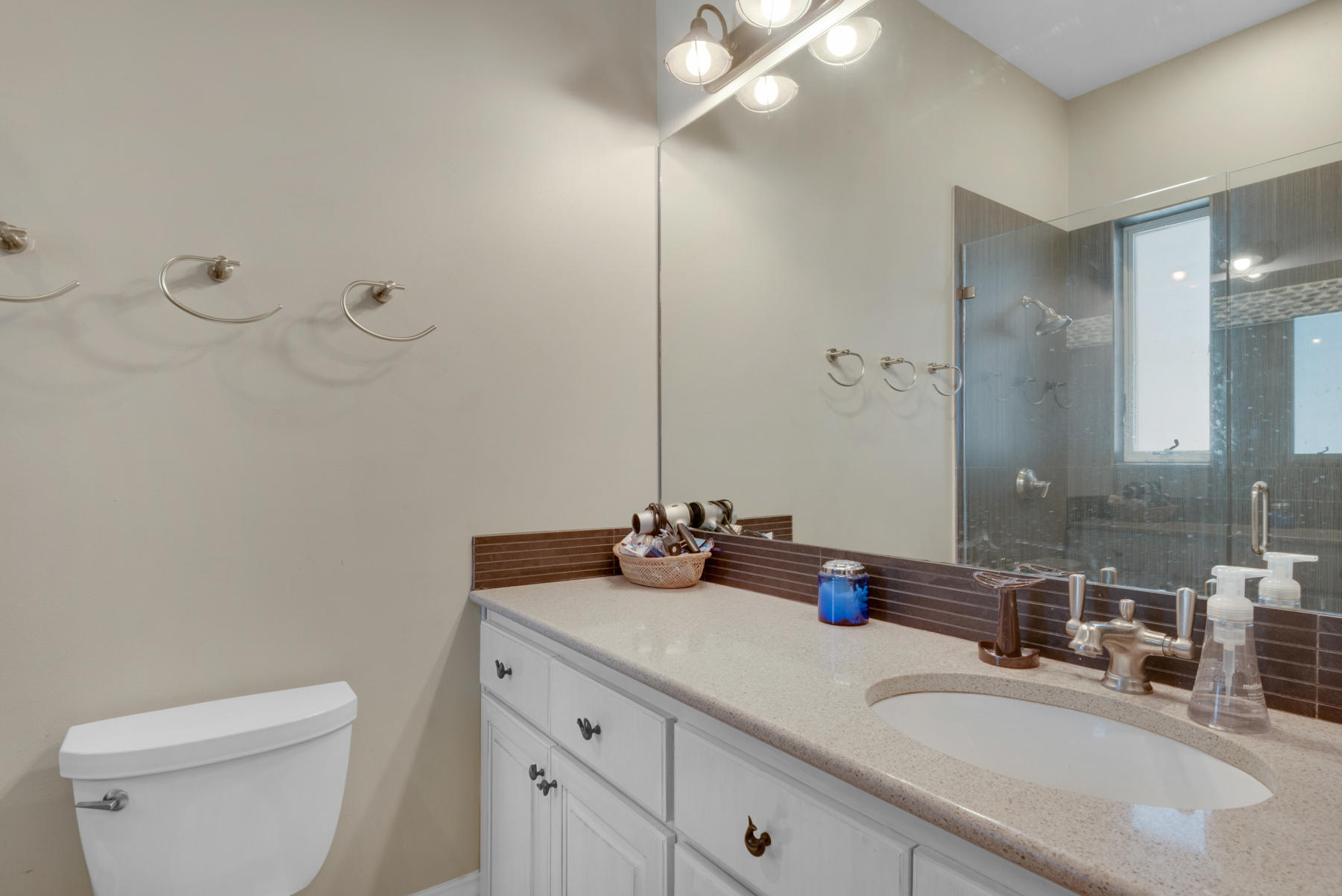 Elliot Point - Residential