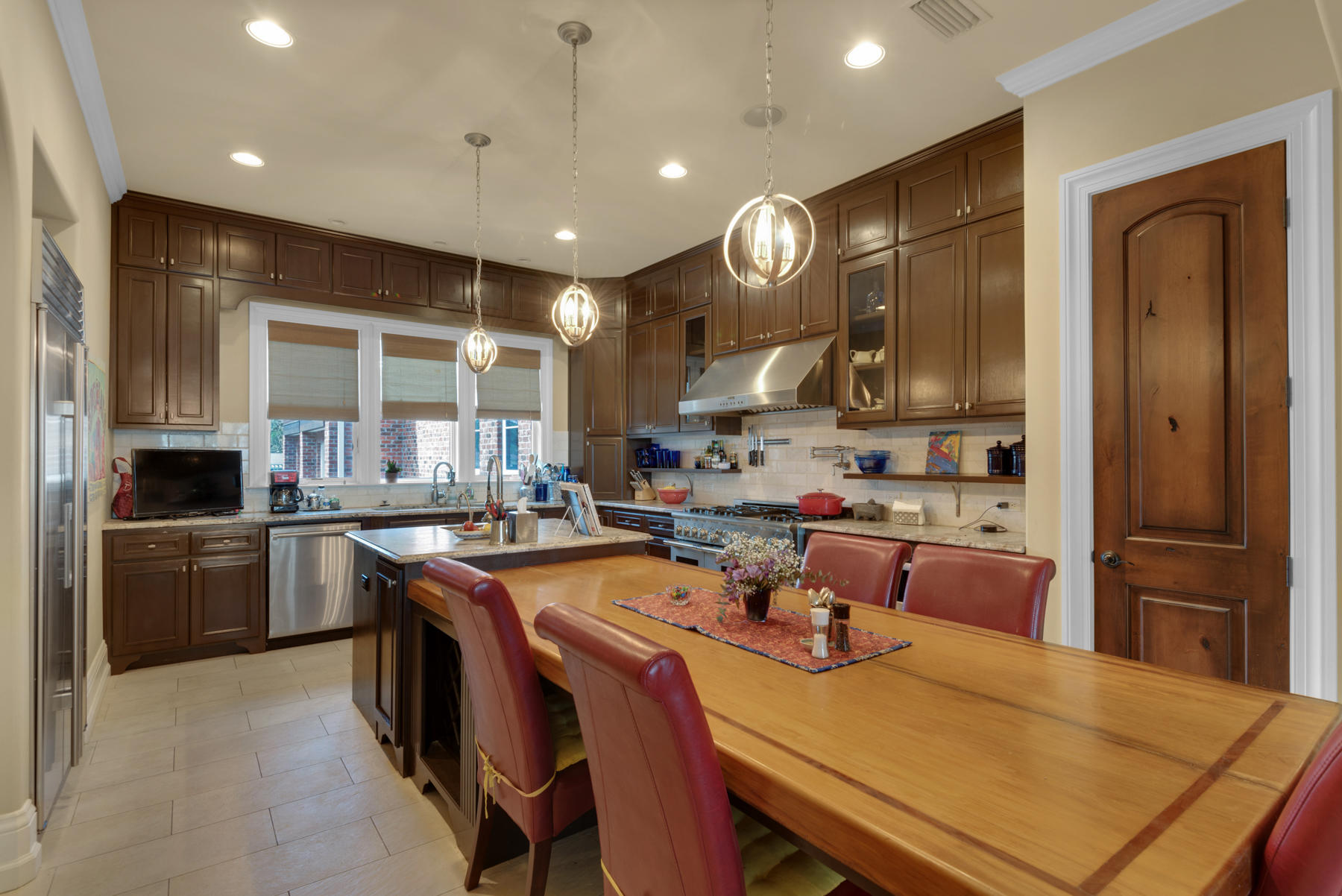 Elliot Point - Residential