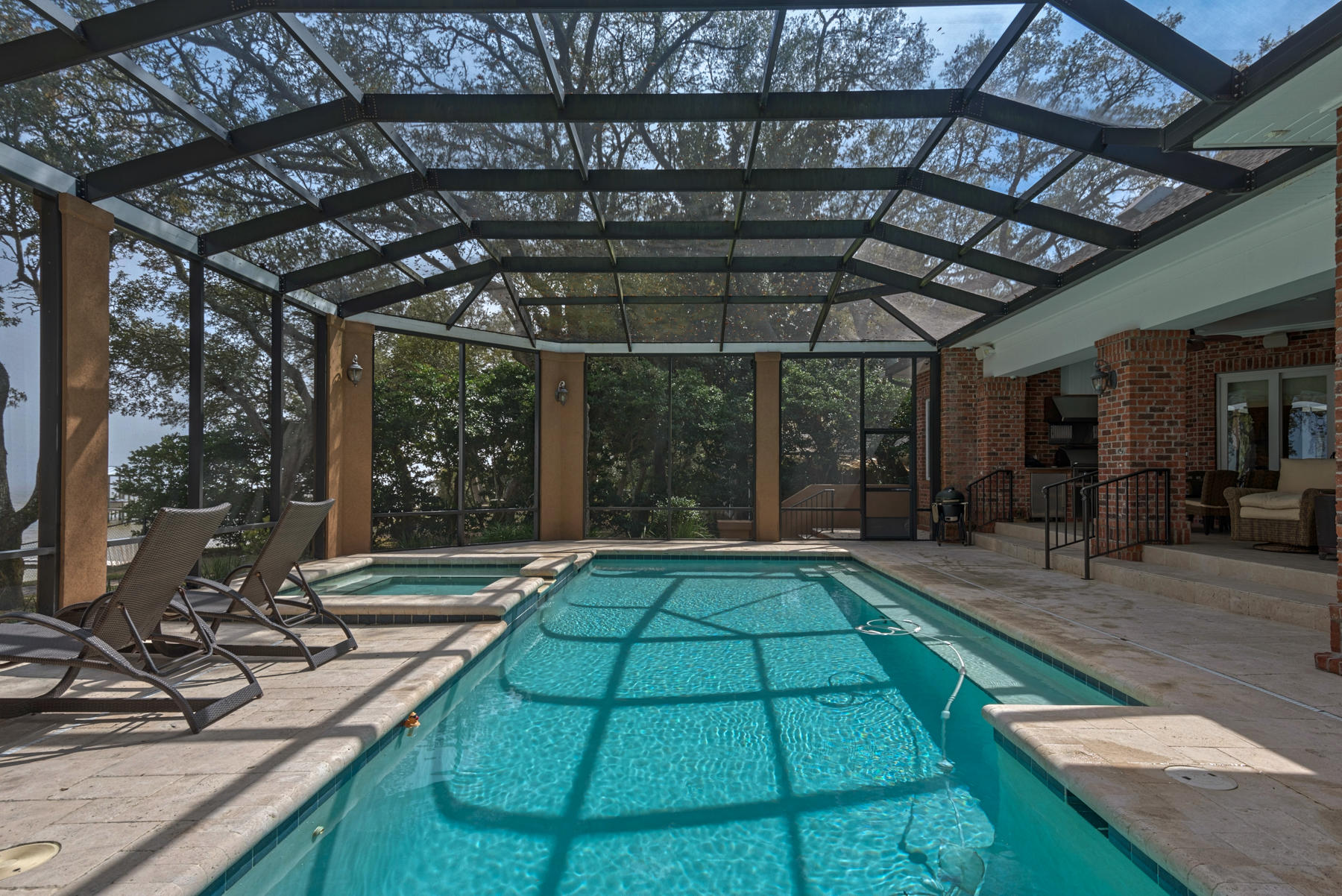 Elliot Point - Residential