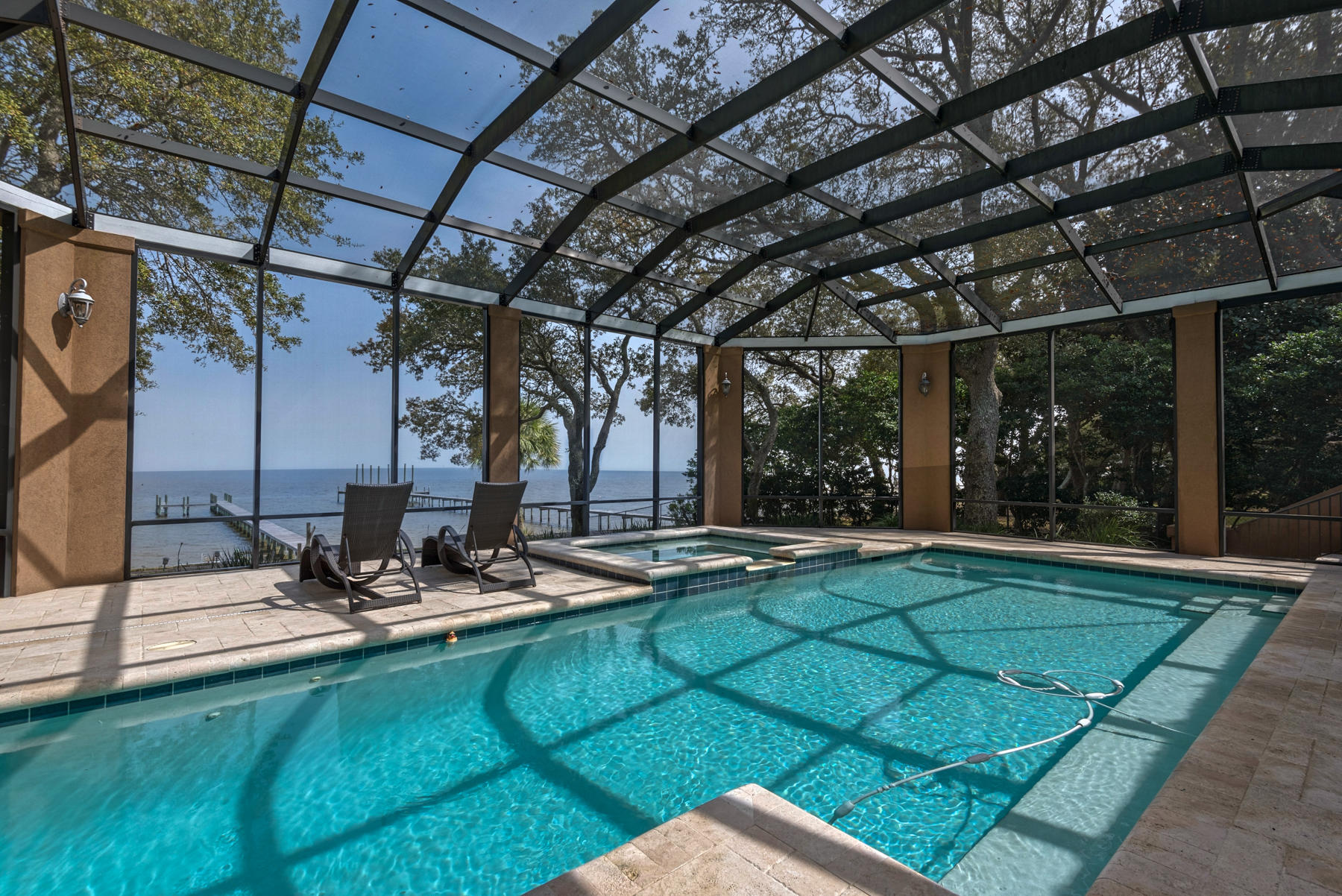 Elliot Point - Residential