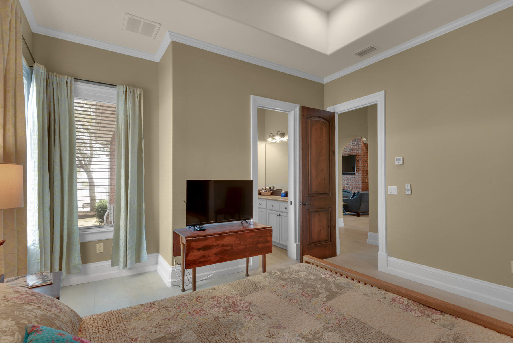 Elliot Point - Residential