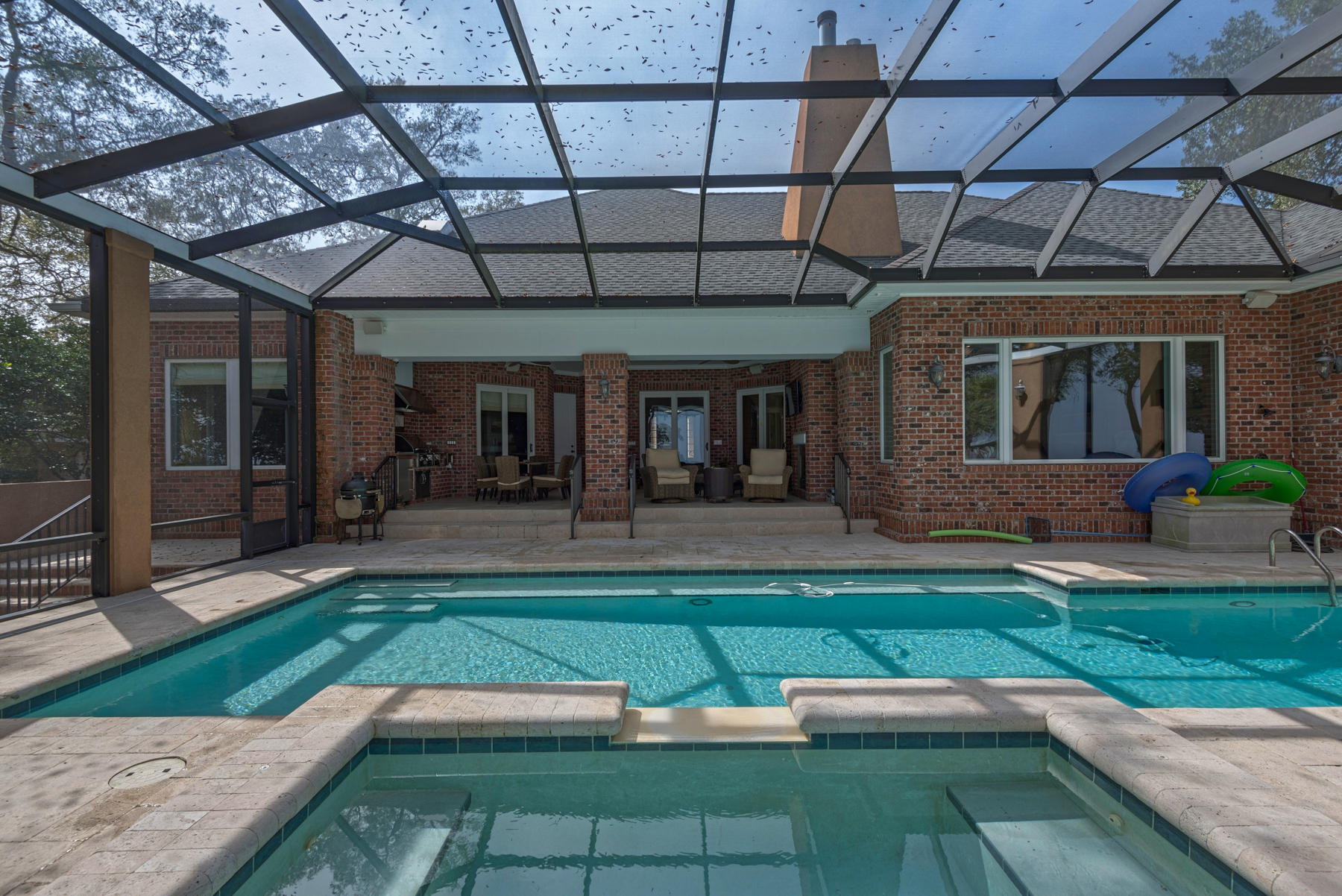 Elliot Point - Residential