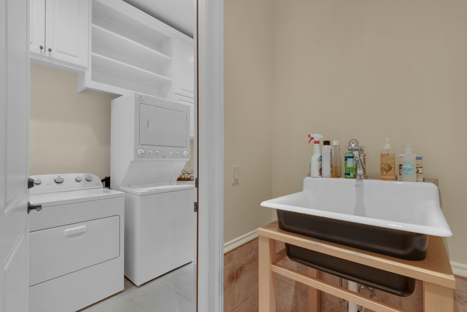 Elliot Point - Residential