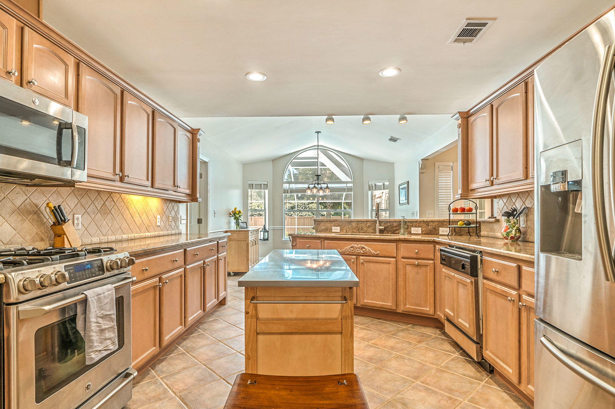 ROCKY BAYOU ESTATES 08A - Residential