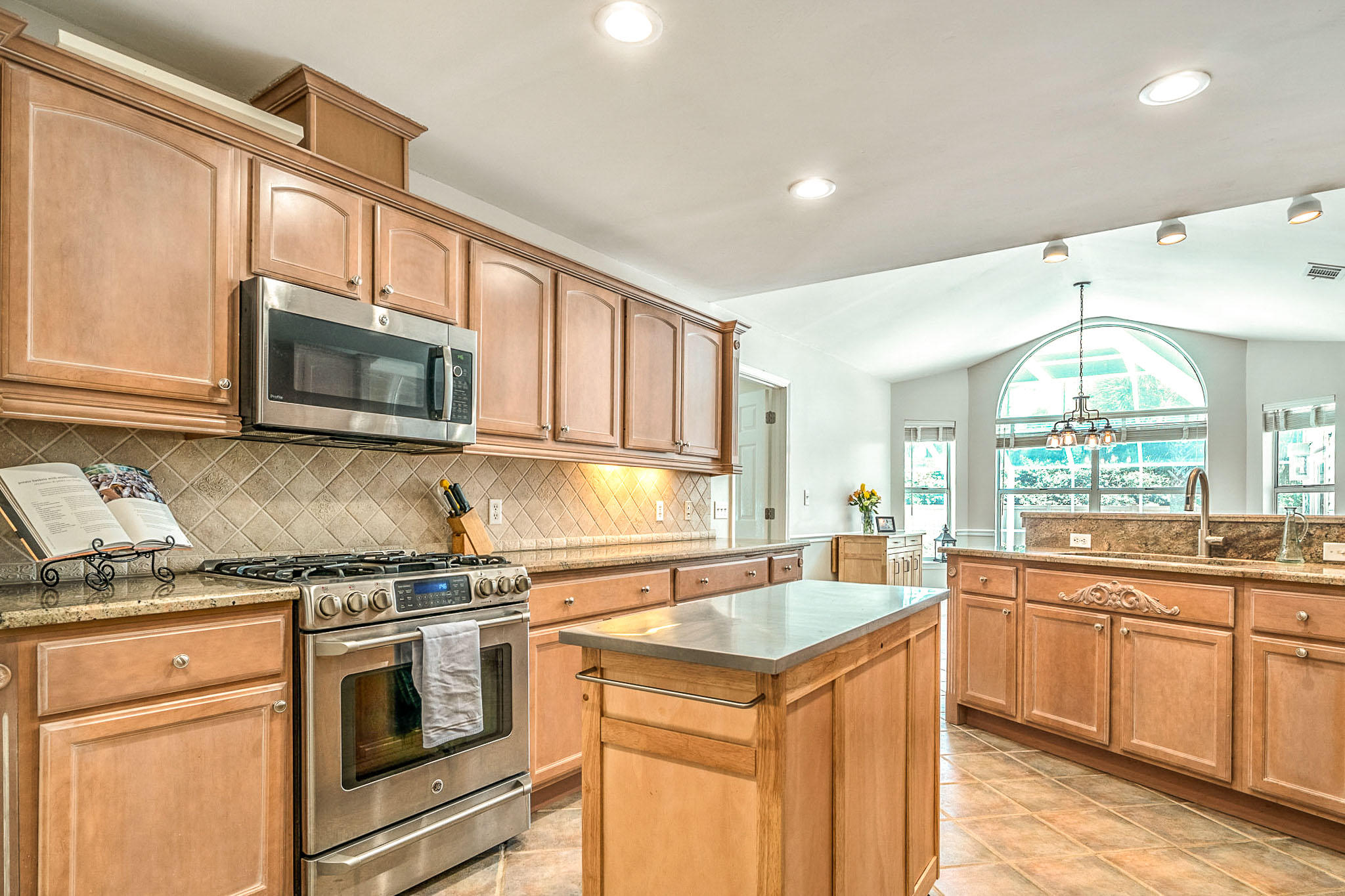 ROCKY BAYOU ESTATES 08A - Residential