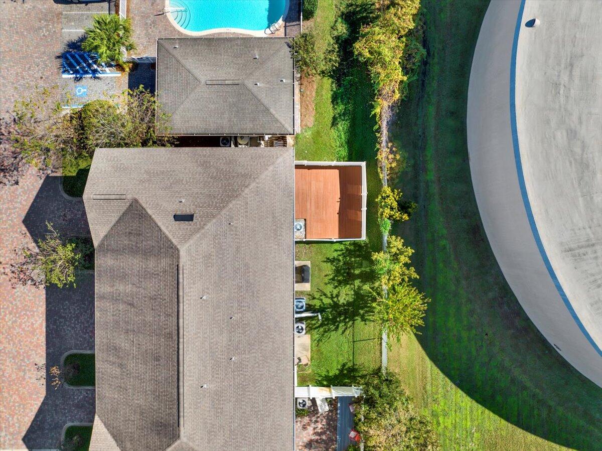 QUAIL HOLLOW - Residential