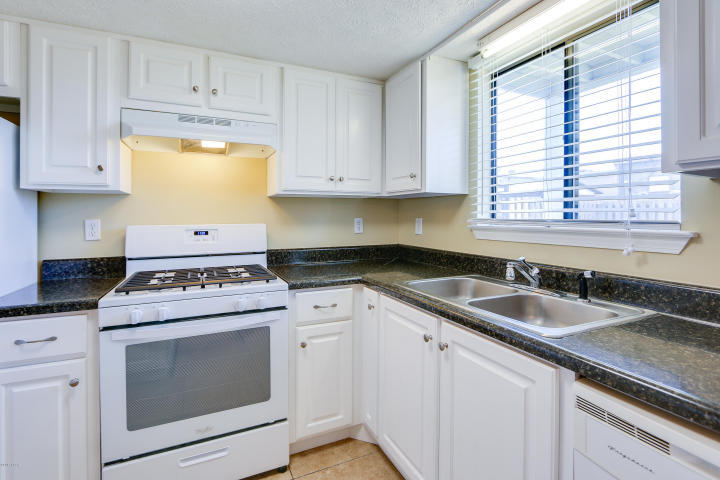 GULF HIGHLAND BEACH RESORT UNREC - Residential