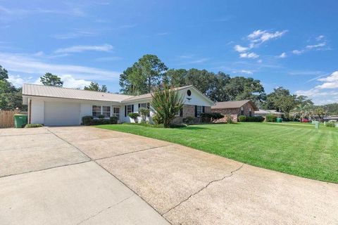 A home in Niceville