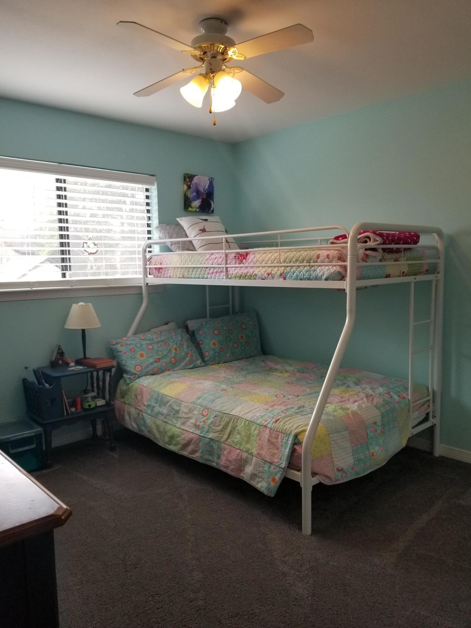 HIDDEN COVE T/H - Residential