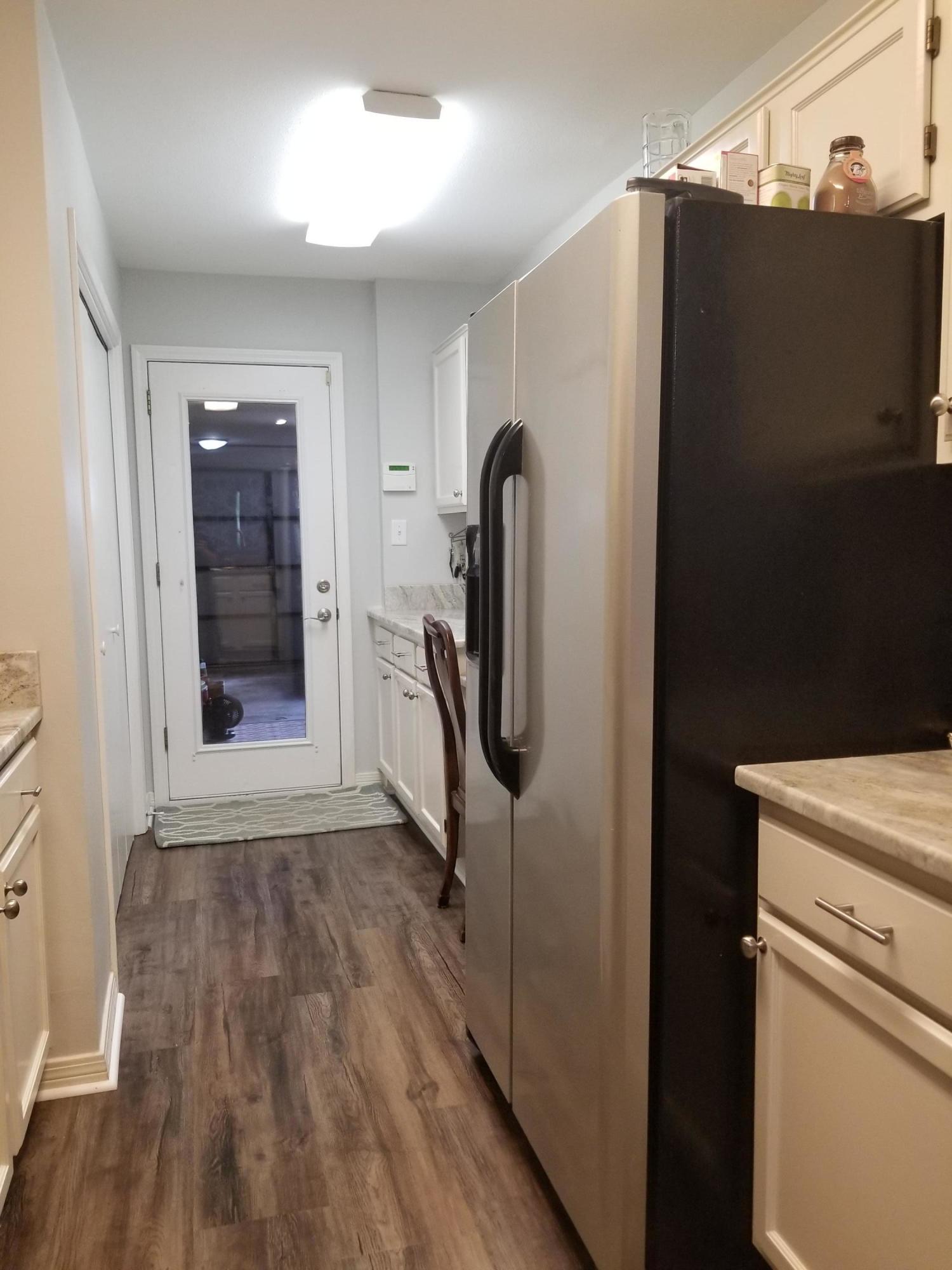 HIDDEN COVE T/H - Residential