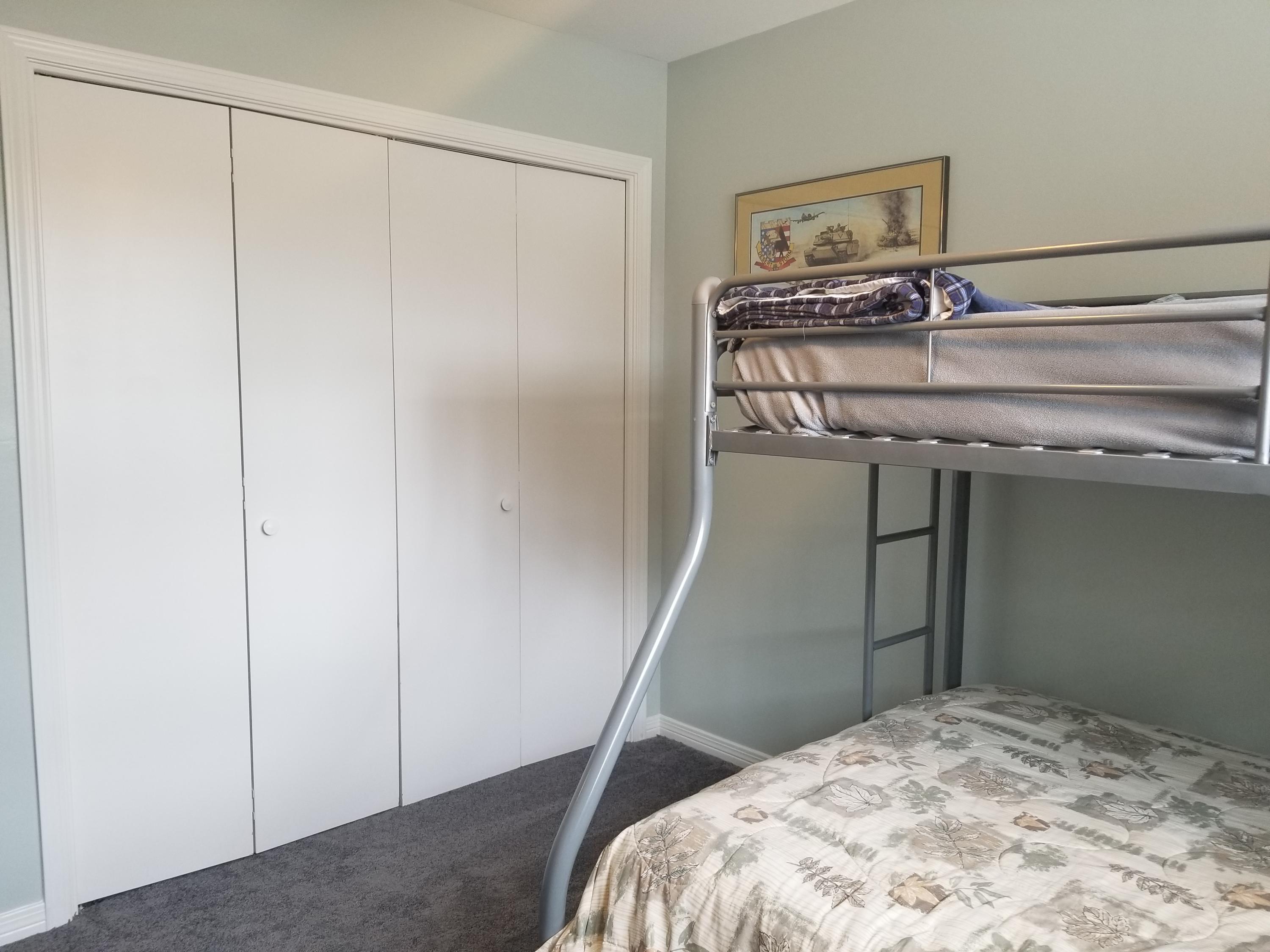 HIDDEN COVE T/H - Residential