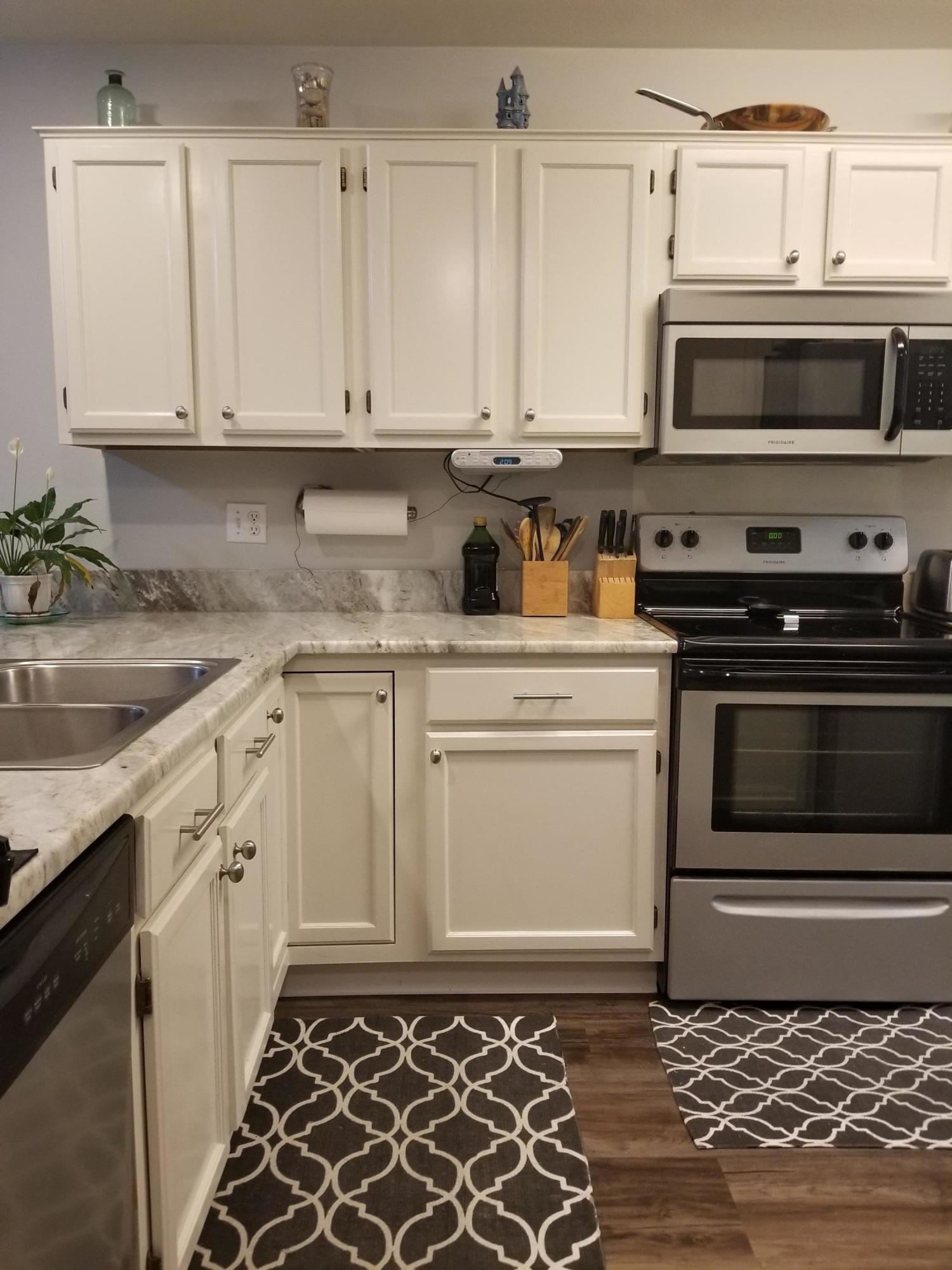 HIDDEN COVE T/H - Residential