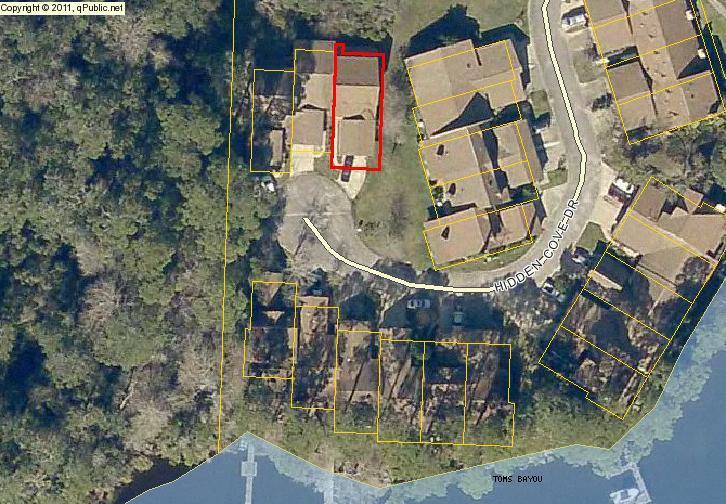 HIDDEN COVE T/H - Residential