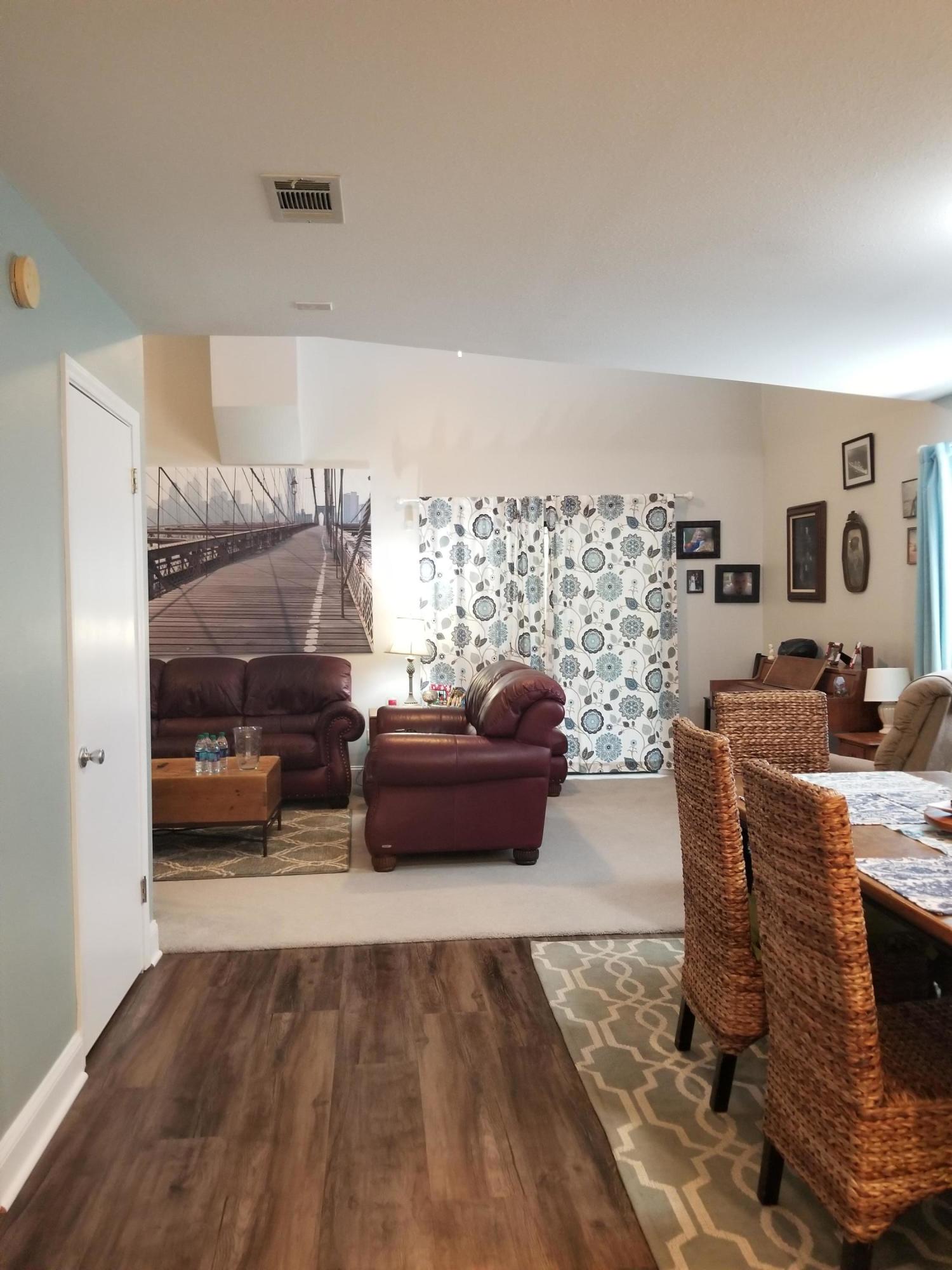 HIDDEN COVE T/H - Residential