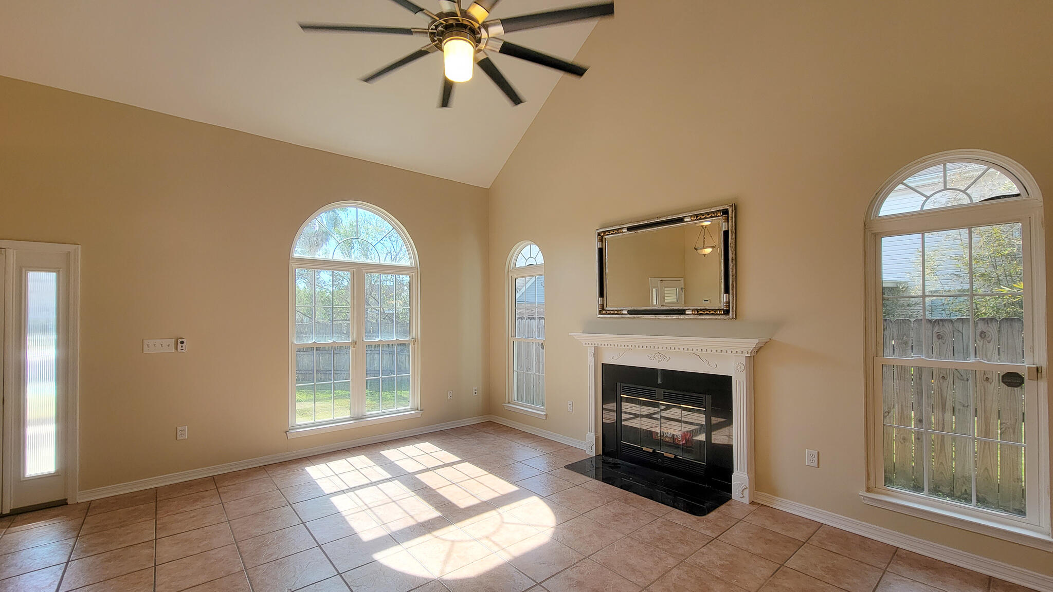 VILLAGE WEST - Residential