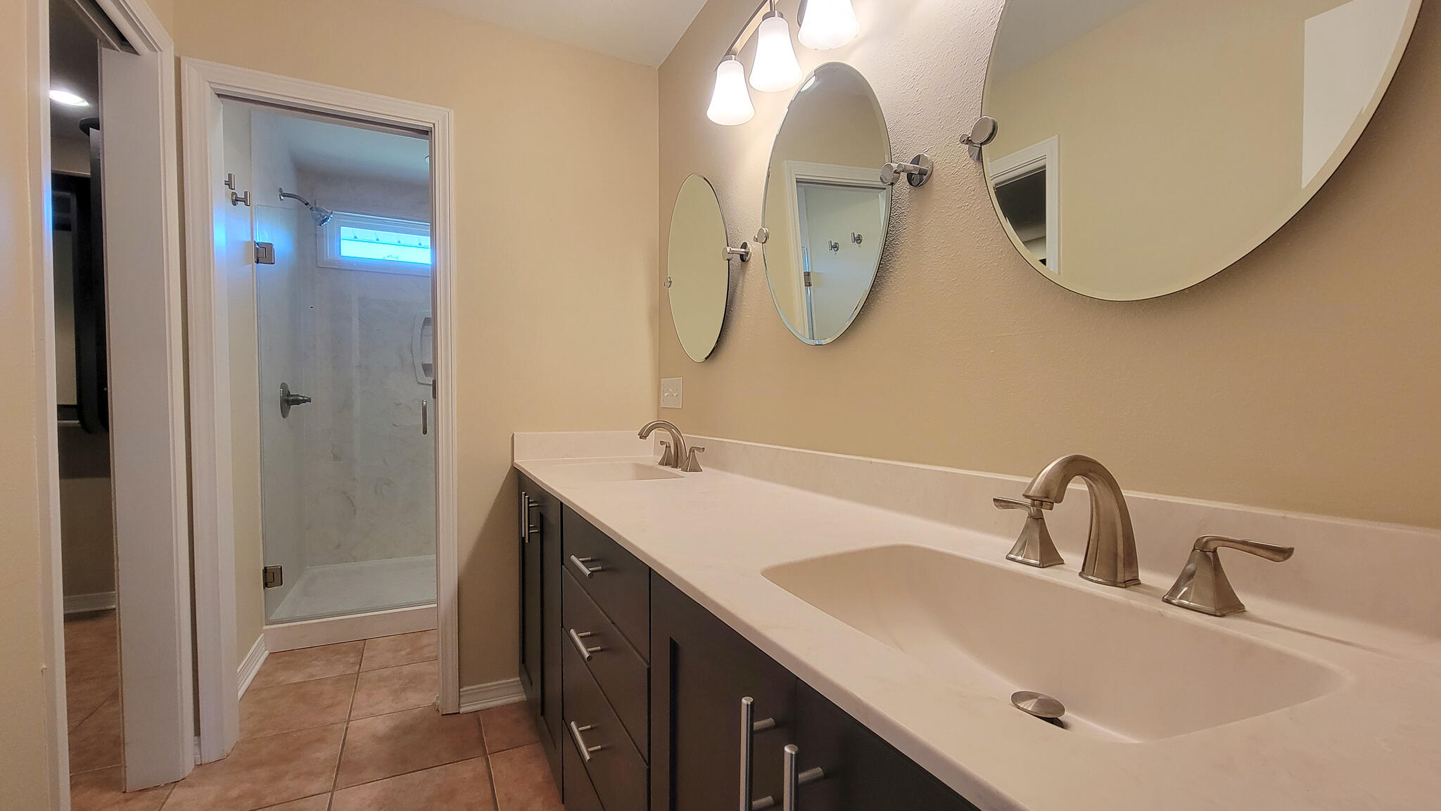 VILLAGE WEST - Residential