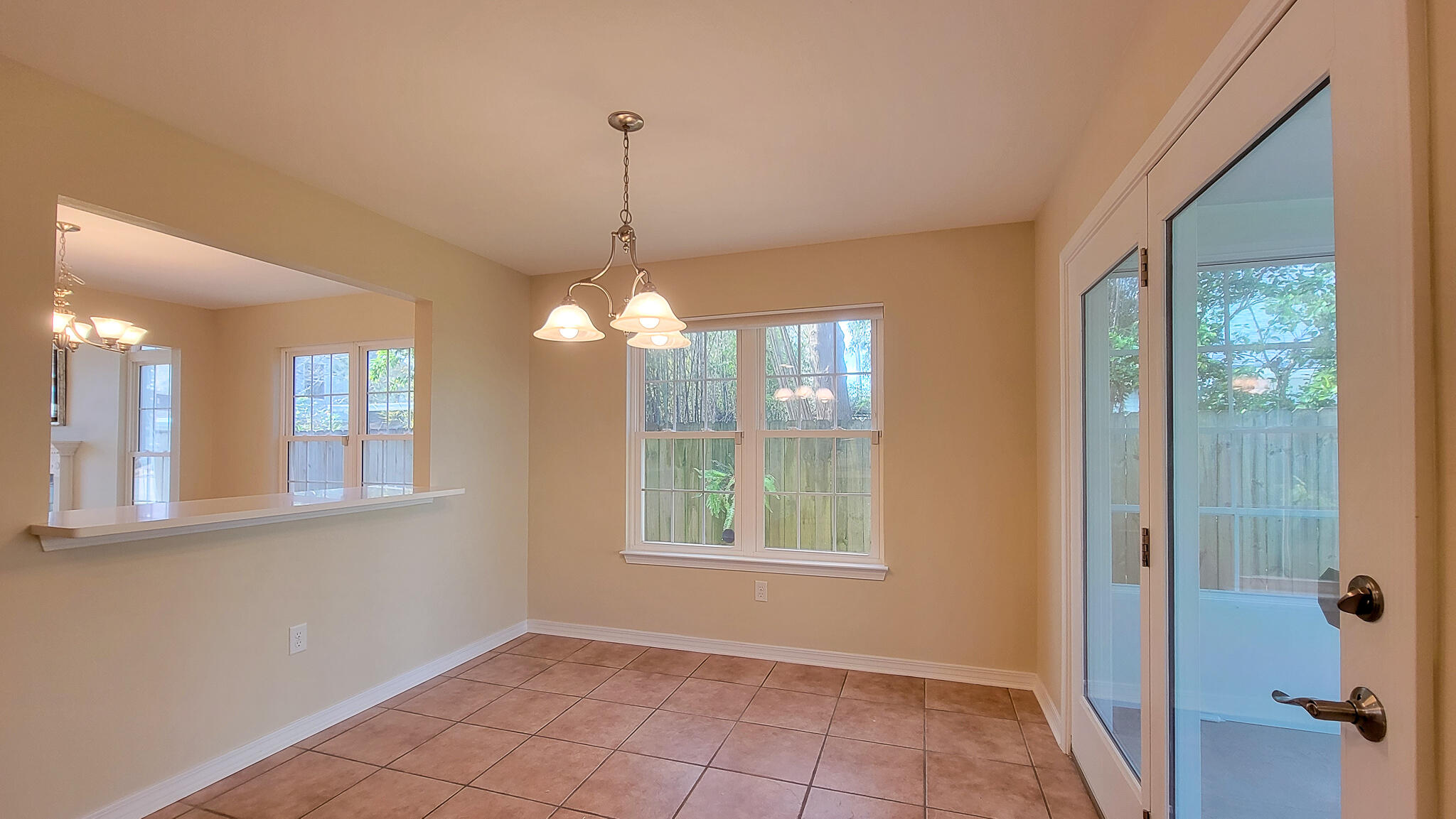 VILLAGE WEST - Residential