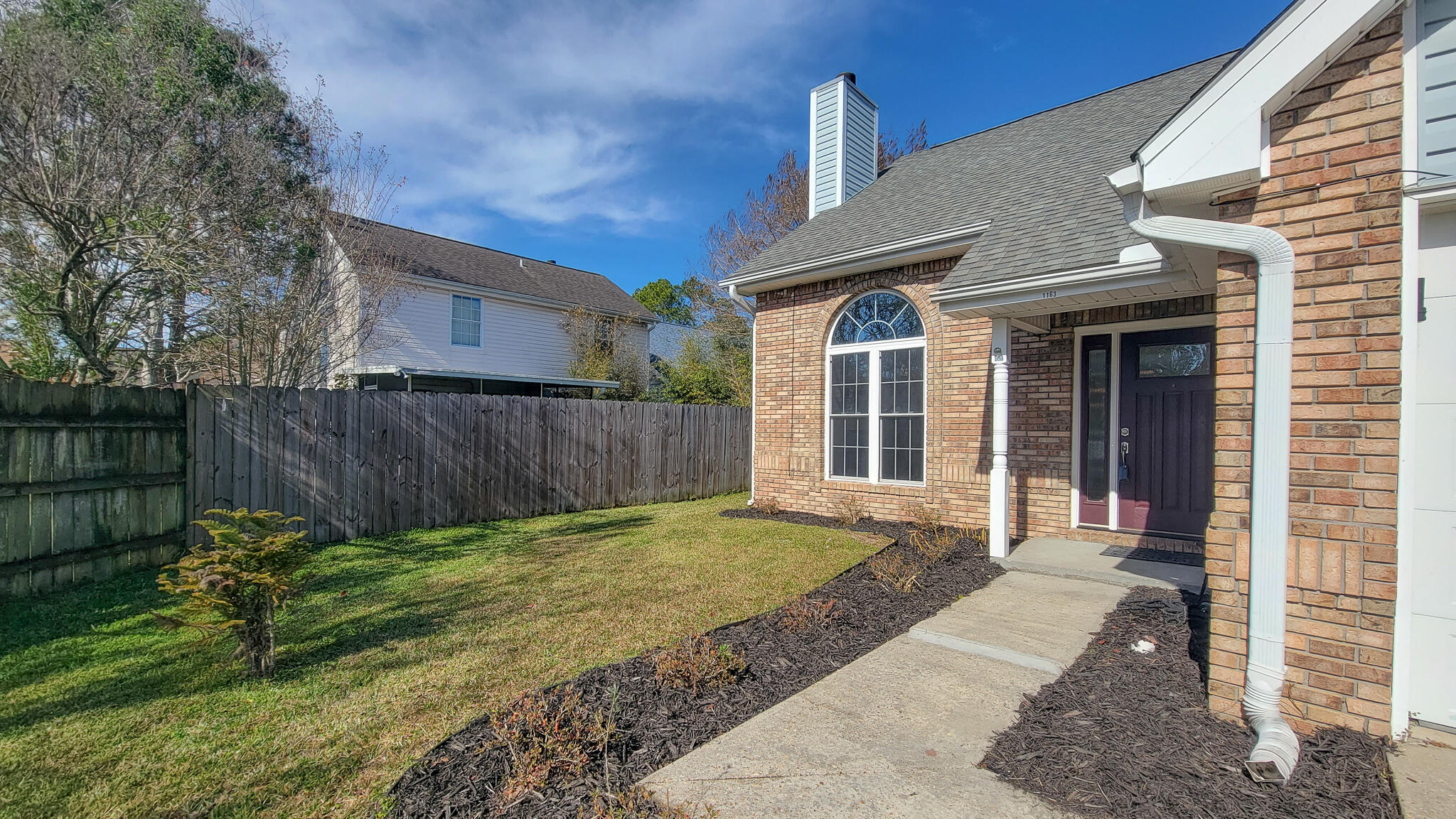 VILLAGE WEST - Residential