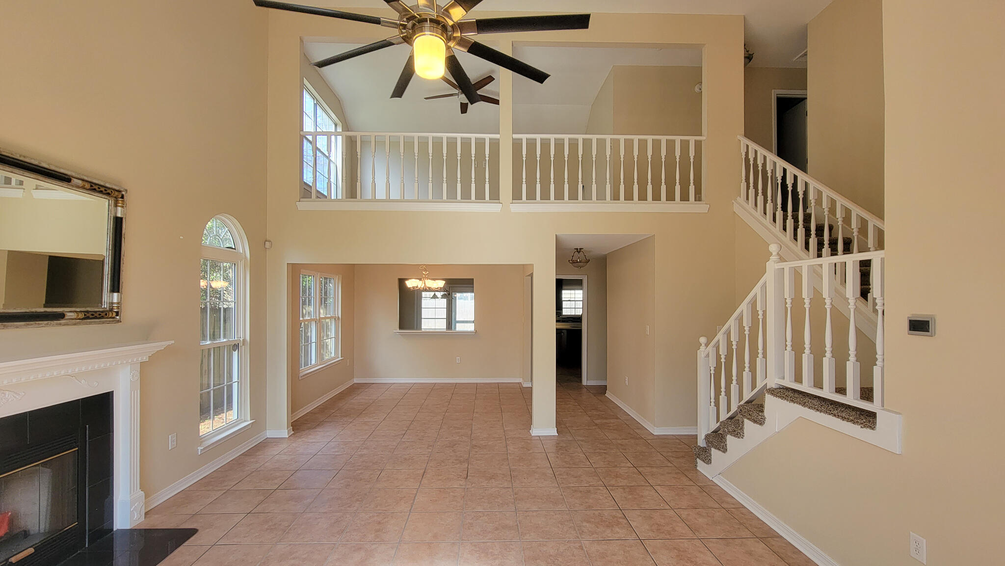 VILLAGE WEST - Residential