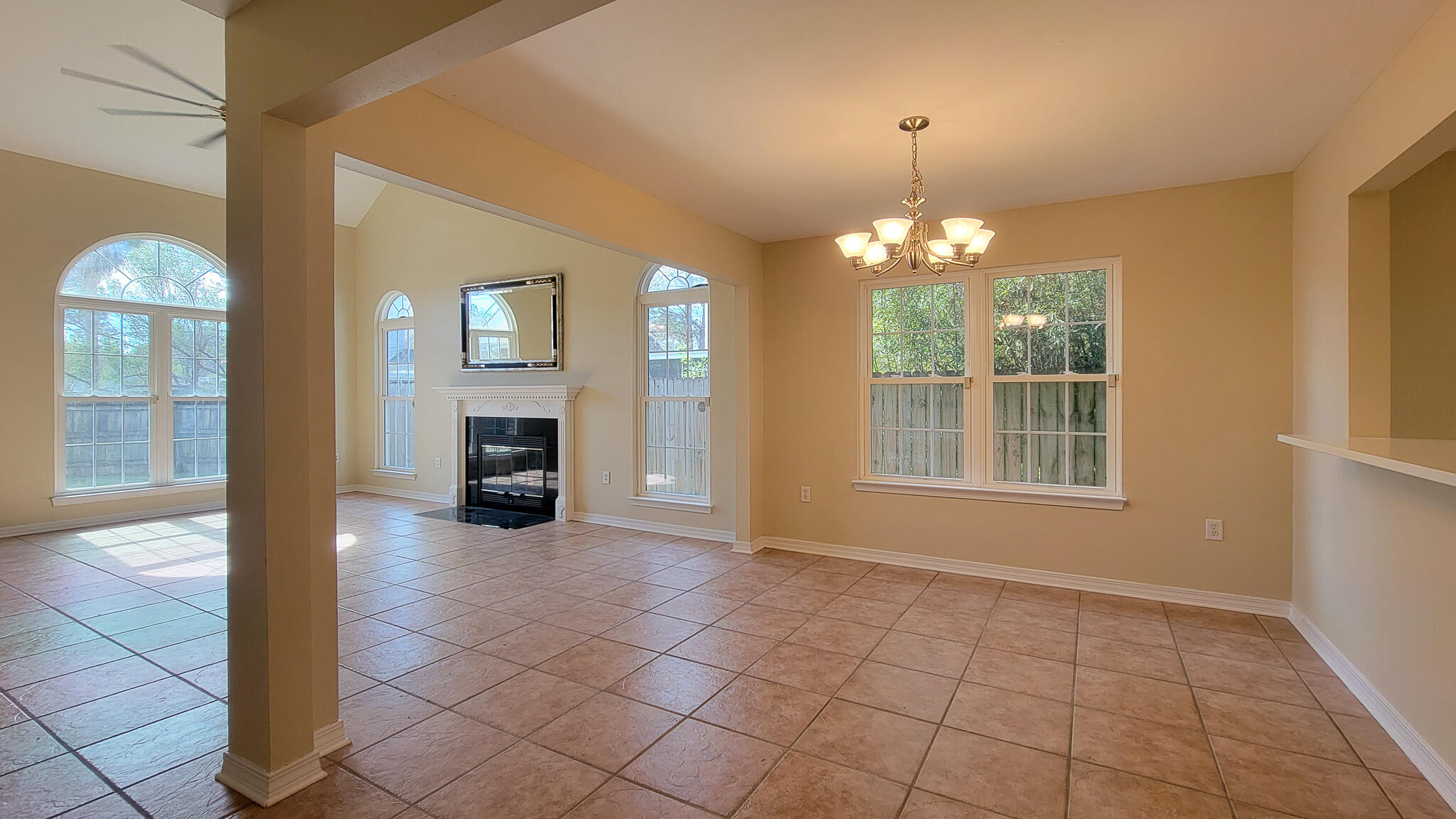 VILLAGE WEST - Residential