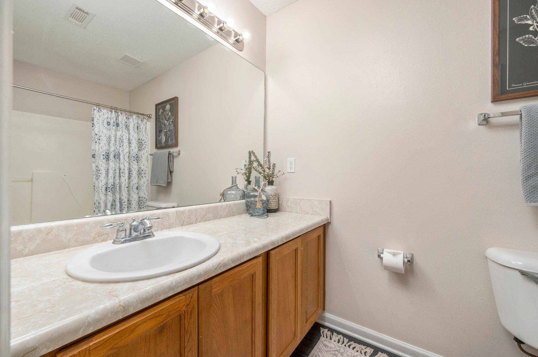 Rolling Pines T/H - Residential